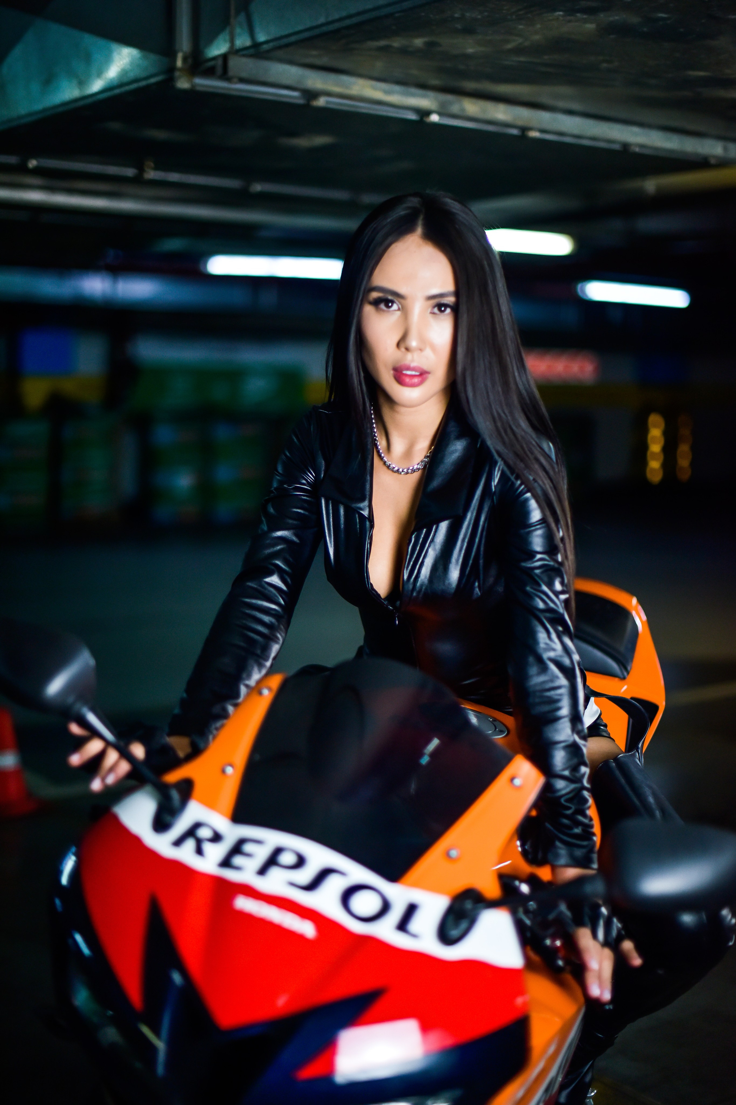 МОТОДЕВУШКИ. Фотограф для бизнесконтента, репортажей и семейного альбома в Москве