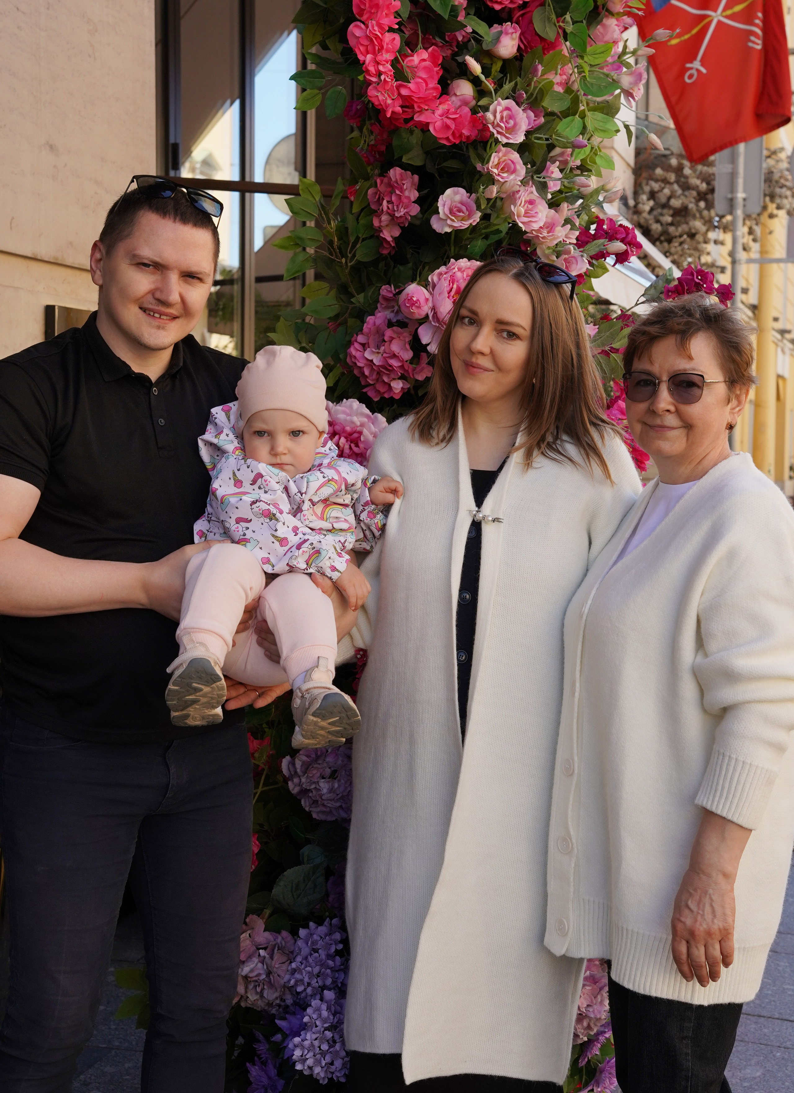 Семья в городе. Студийный и портретный фотограф в САНКТ-ПЕТЕРБУРГЕИрина Махаон