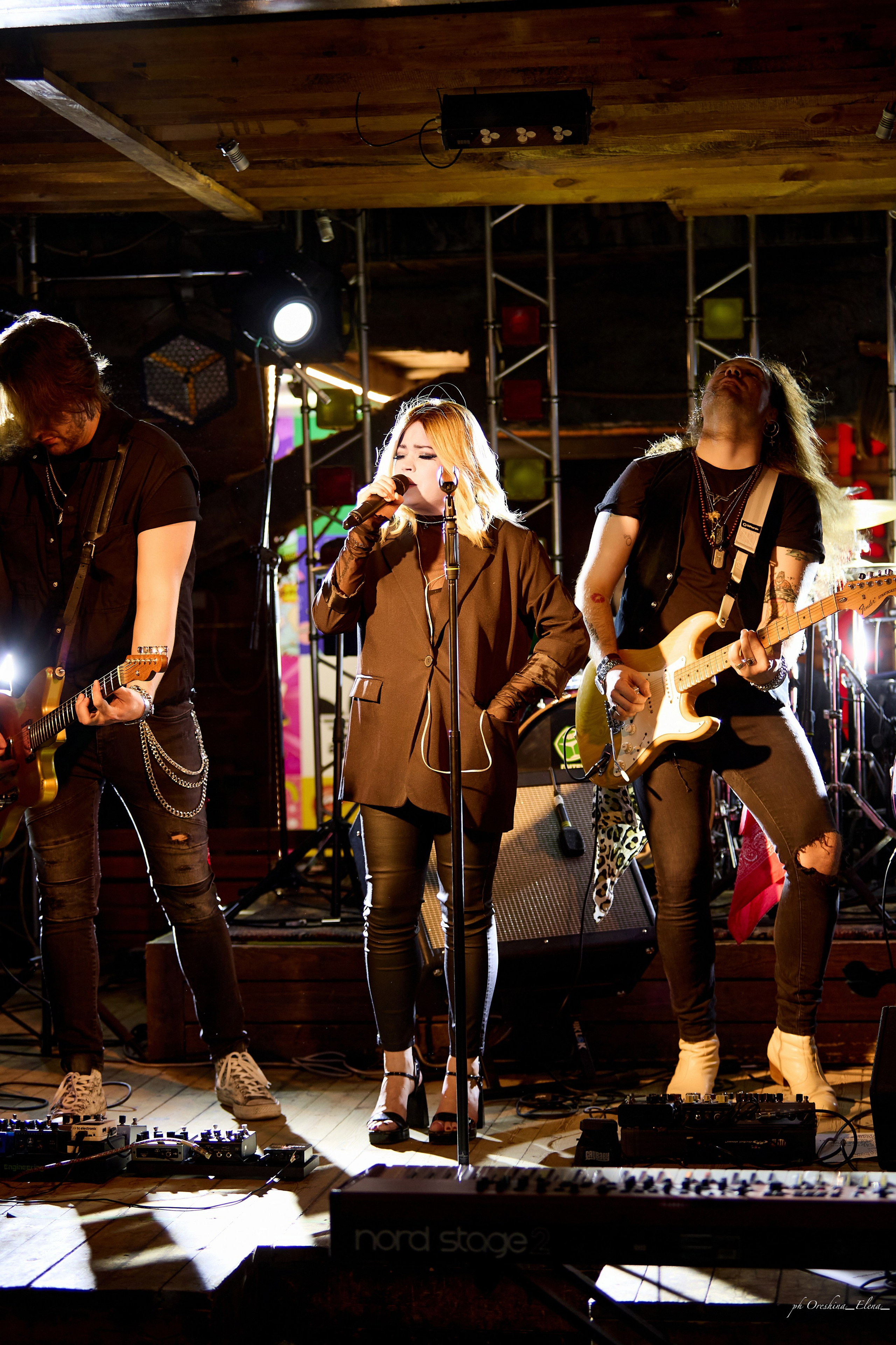 Поп рок группа @velvetgroup. Свадебный и семейный фотограф в Ульяновске Орешина Елена