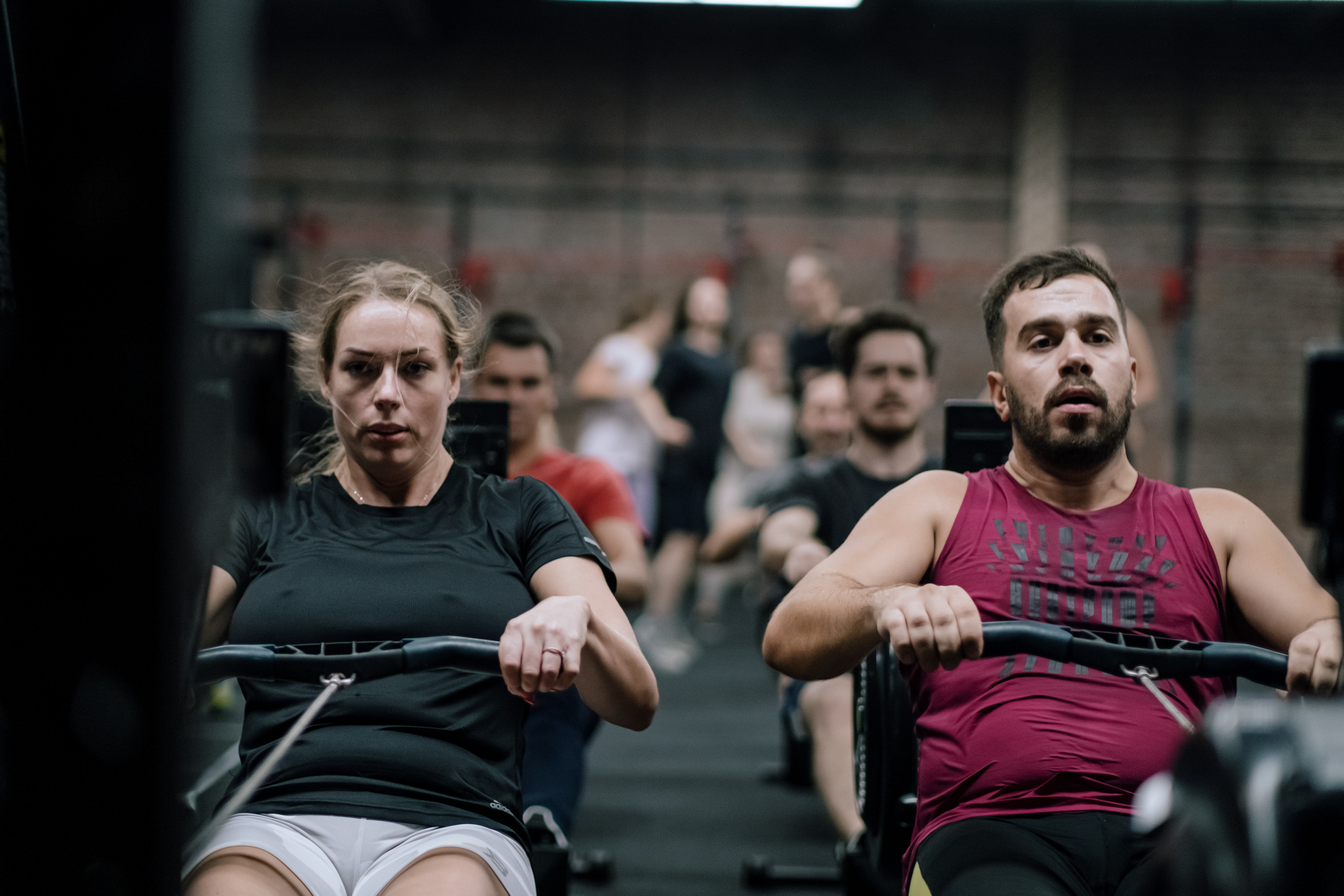 Backstage Crossfit_тренировка гребля. Спортивный и портретный фотограф в Санкт-Петербурге Дарья Кашина