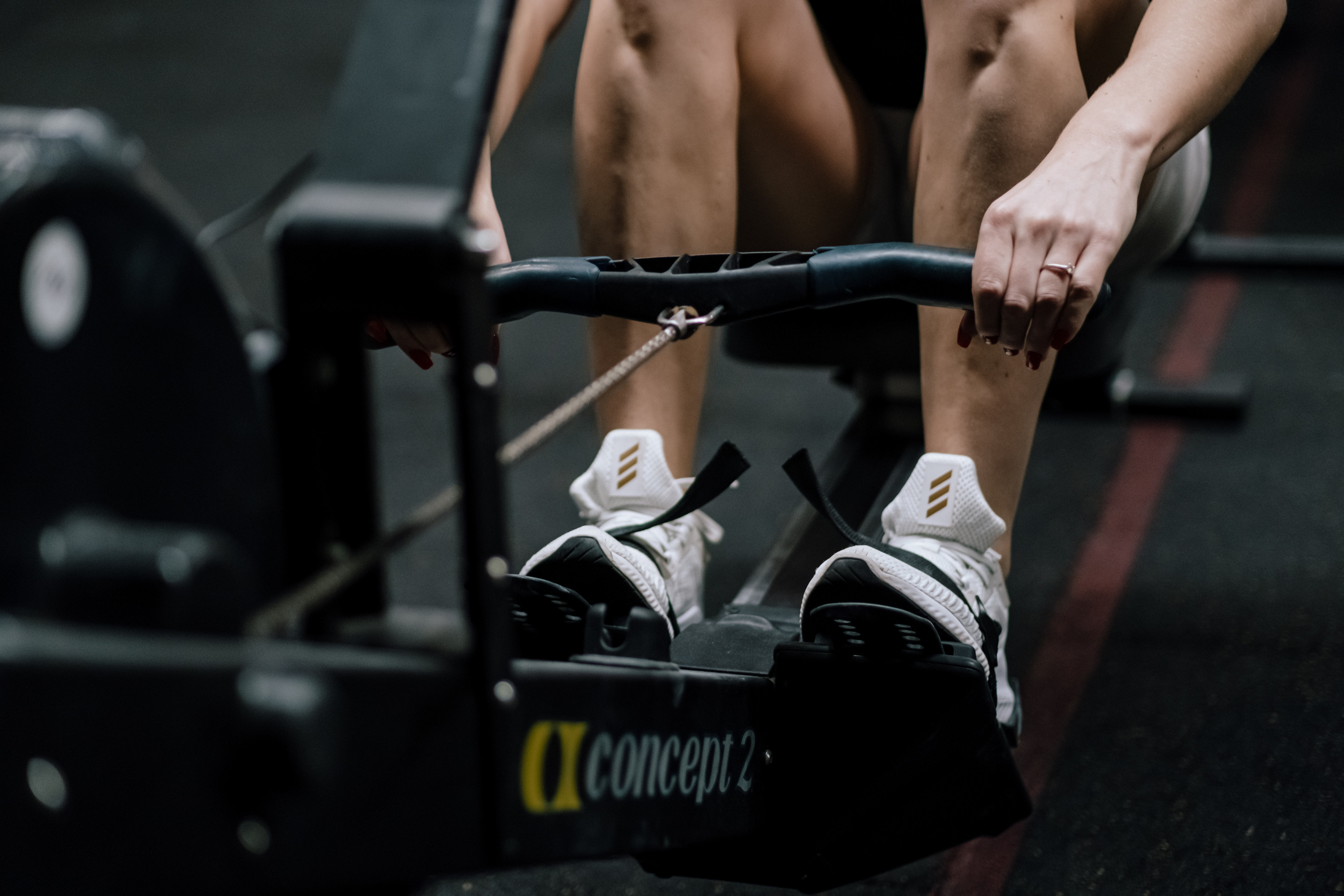 Backstage Crossfit_тренировка гребля. Спортивный и портретный фотограф в Санкт-Петербурге Дарья Кашина