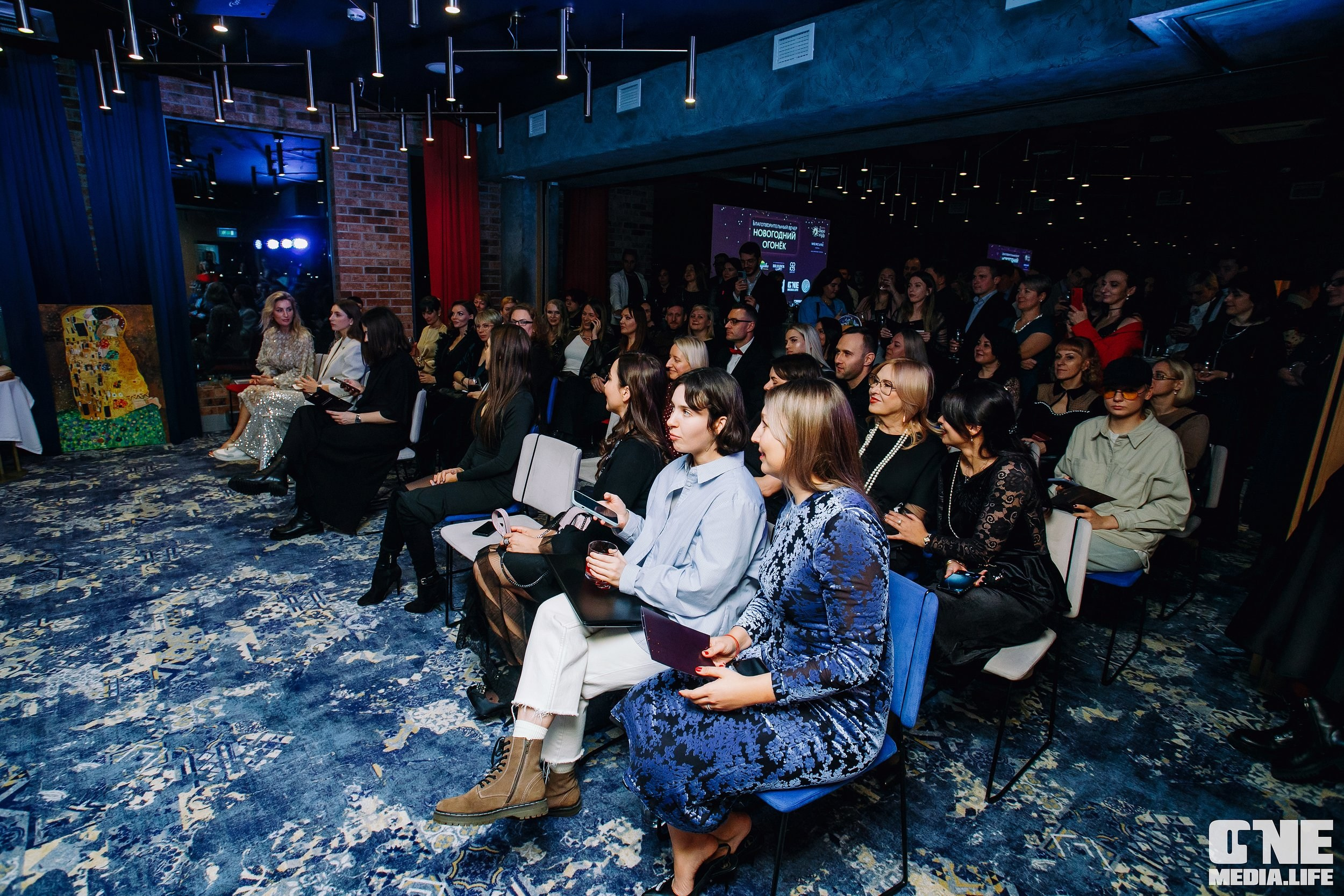 Новогодний Огонёк от Верю в Чудо. One Media Life: фоторепортажи, фотоотчеты с мероприятий и заведений