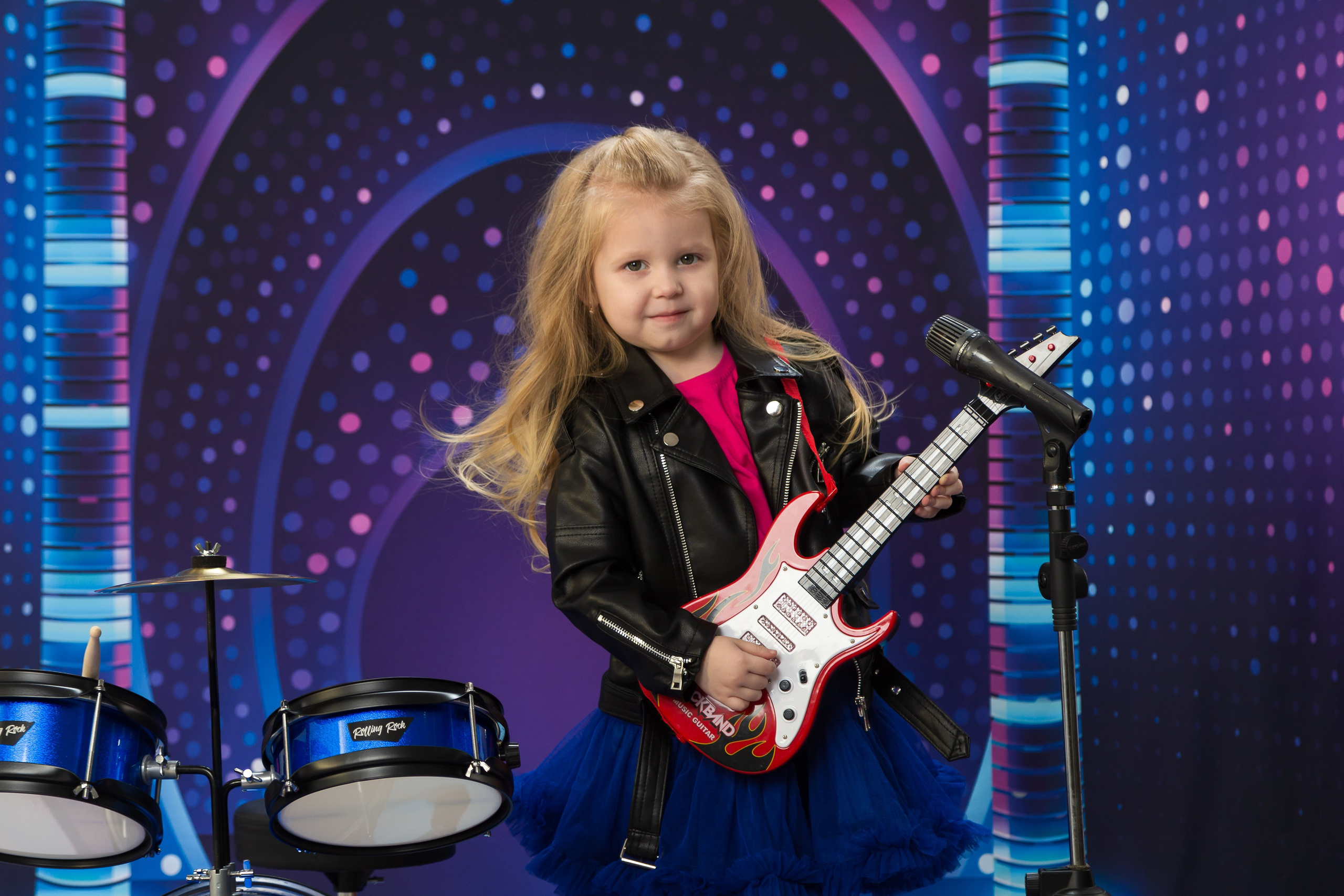 Фотопроект «Rock Star» для детских садов и начальной школы. Фотограф Наталья Наконечная. Фотостудия «Ай-Би-эН»