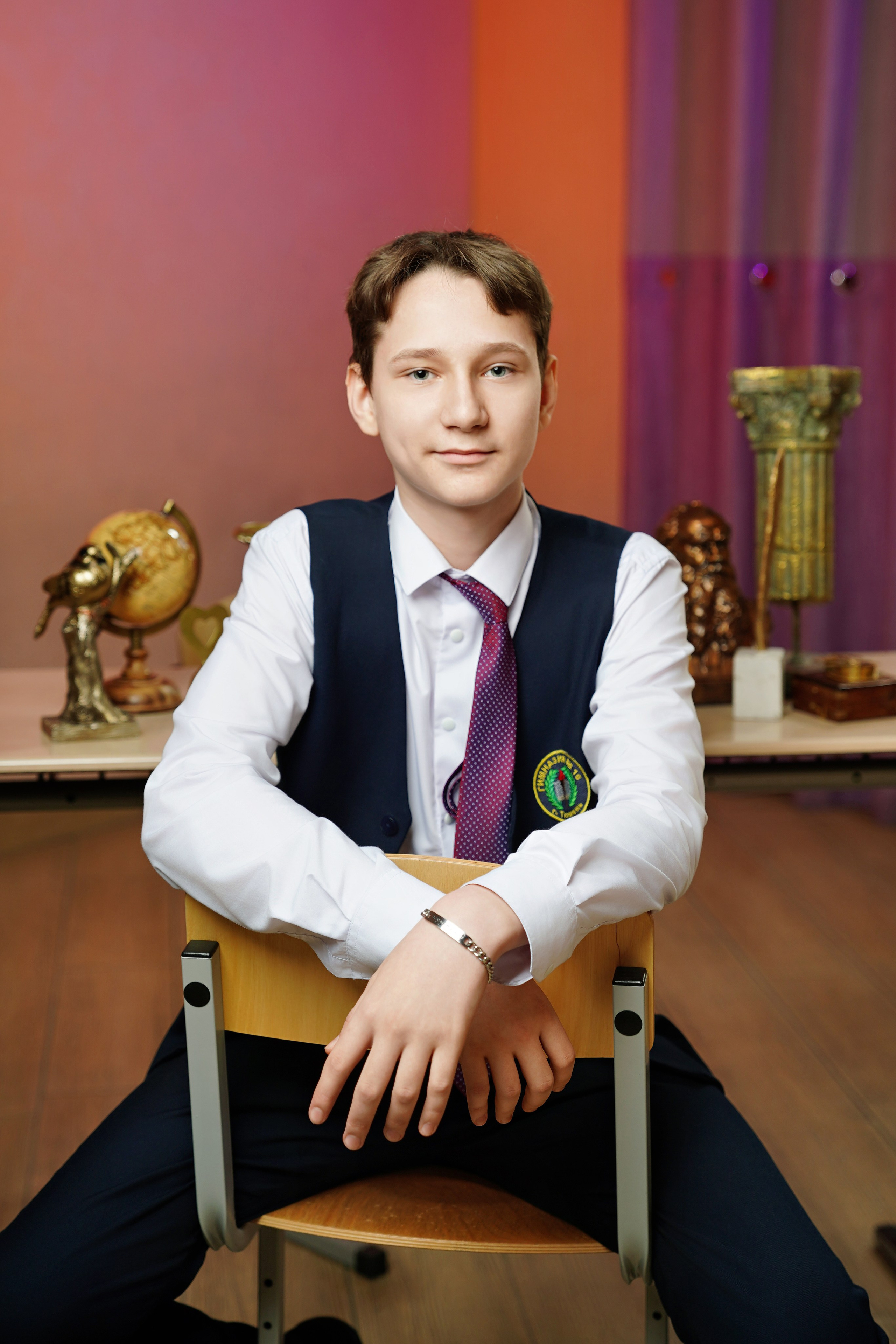 Виньетка + портреты. GOTRA — выпускные альбомы в Тюмени