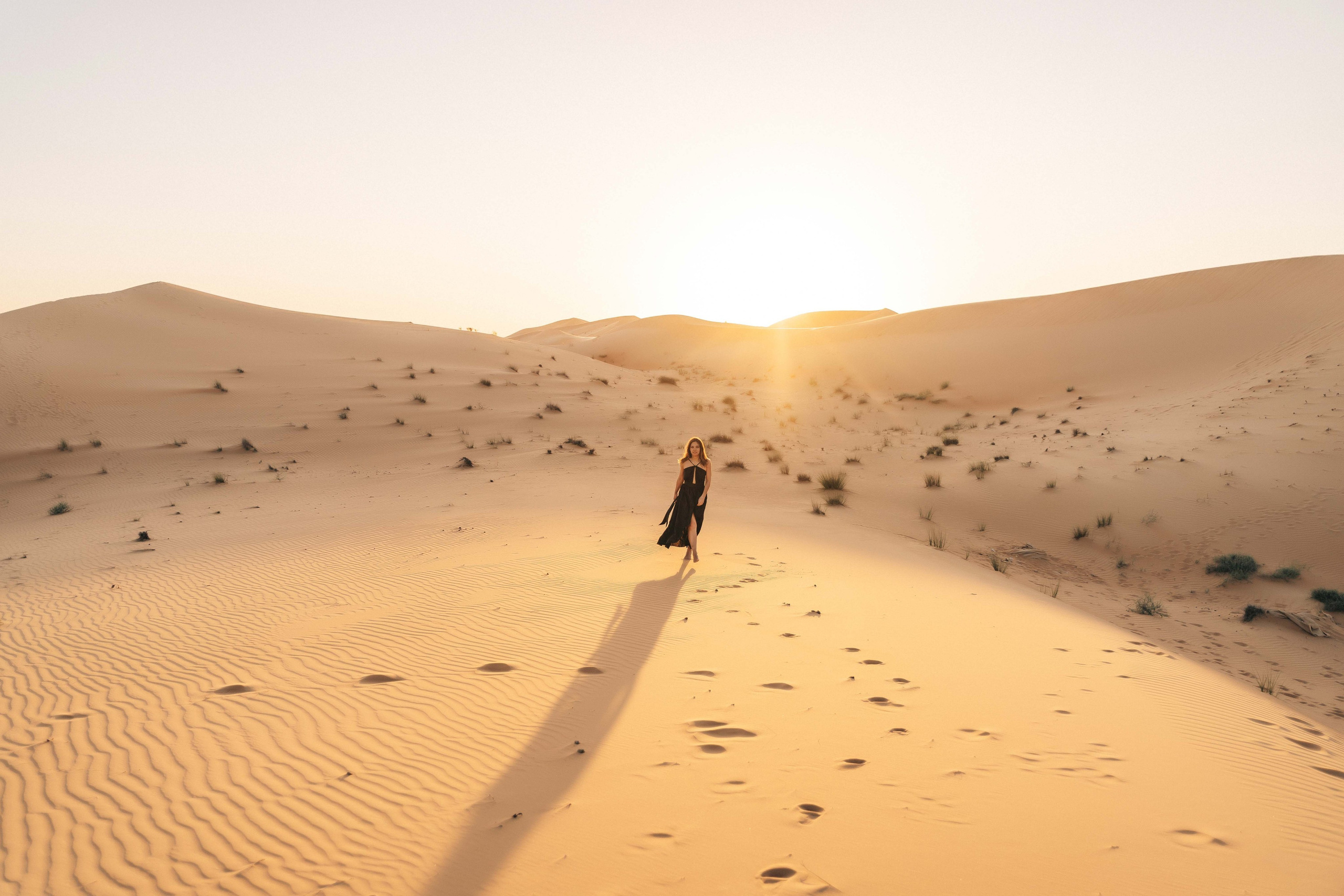 ФОтосессия в пустыне с выездом из Абу-Даби. Фотограф и видеограф в Москве и Абу Даби Мария Кулагина