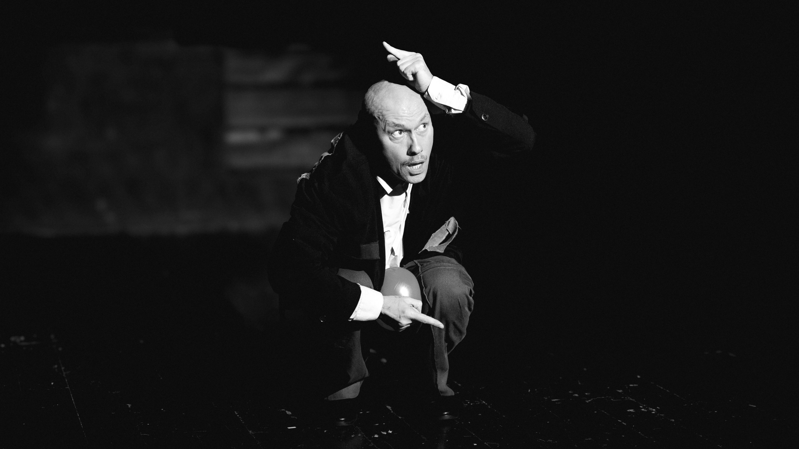 Вне поля зрения. Театральный фотограф Михаил Макаричев-Энгельс