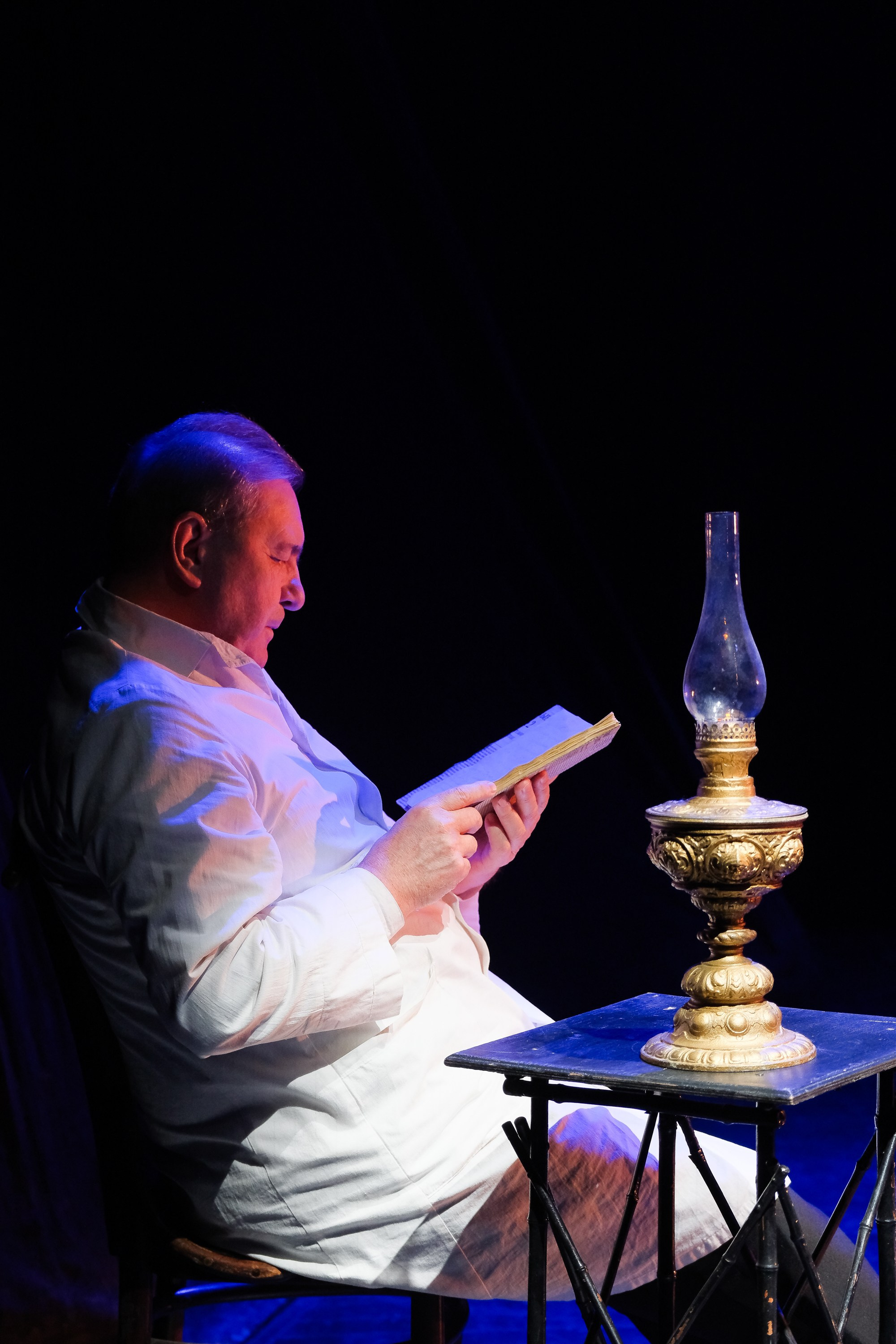 Записки сумасшедшего. Фотограф Анатолий Деникин