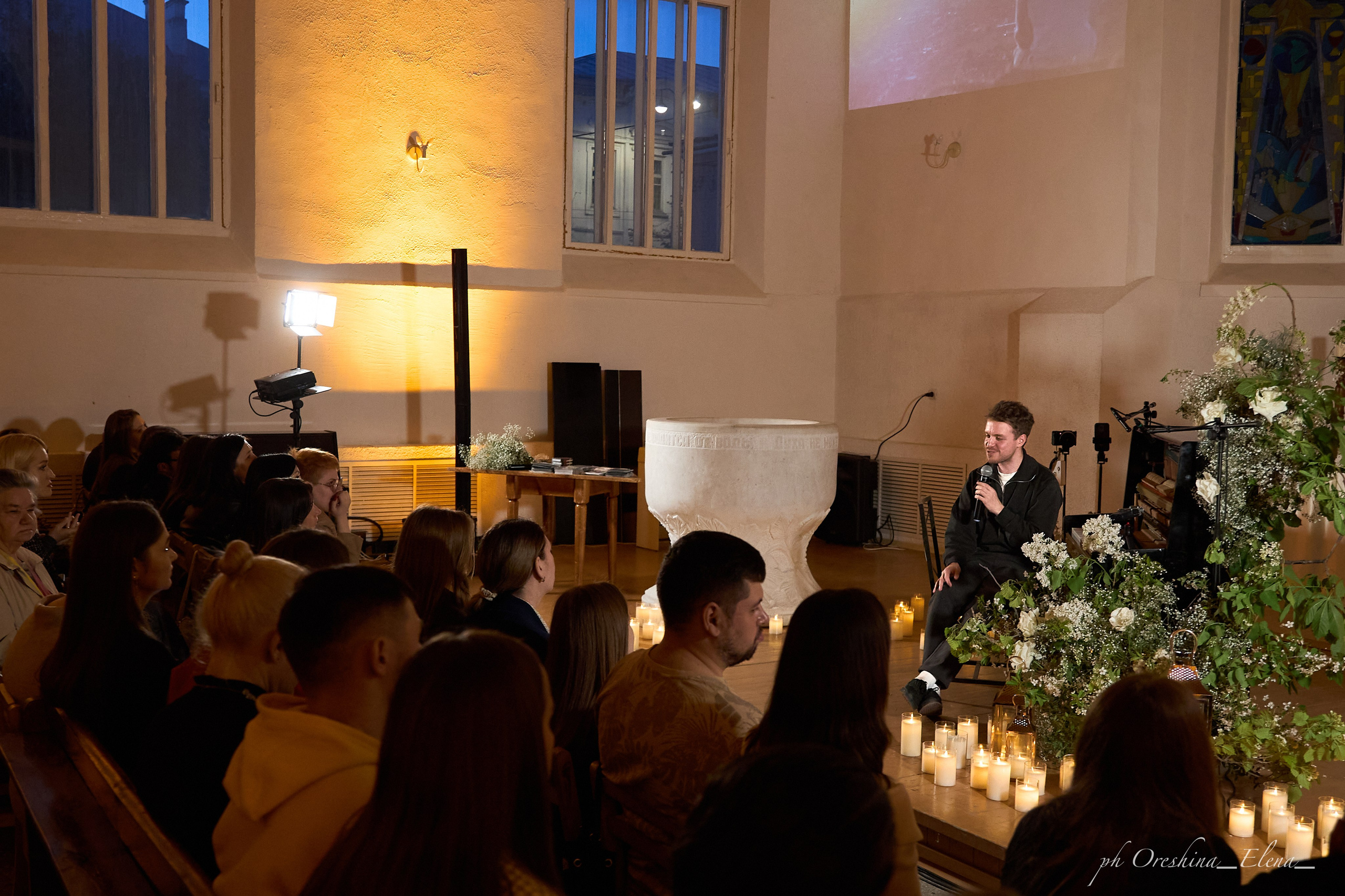 Концерт Дениса Стельмаха. Ульяновск, Евангелическо-Лютеранская церковь Св.Марии. Свадебный и семейный фотограф в Ульяновске Орешина Елена