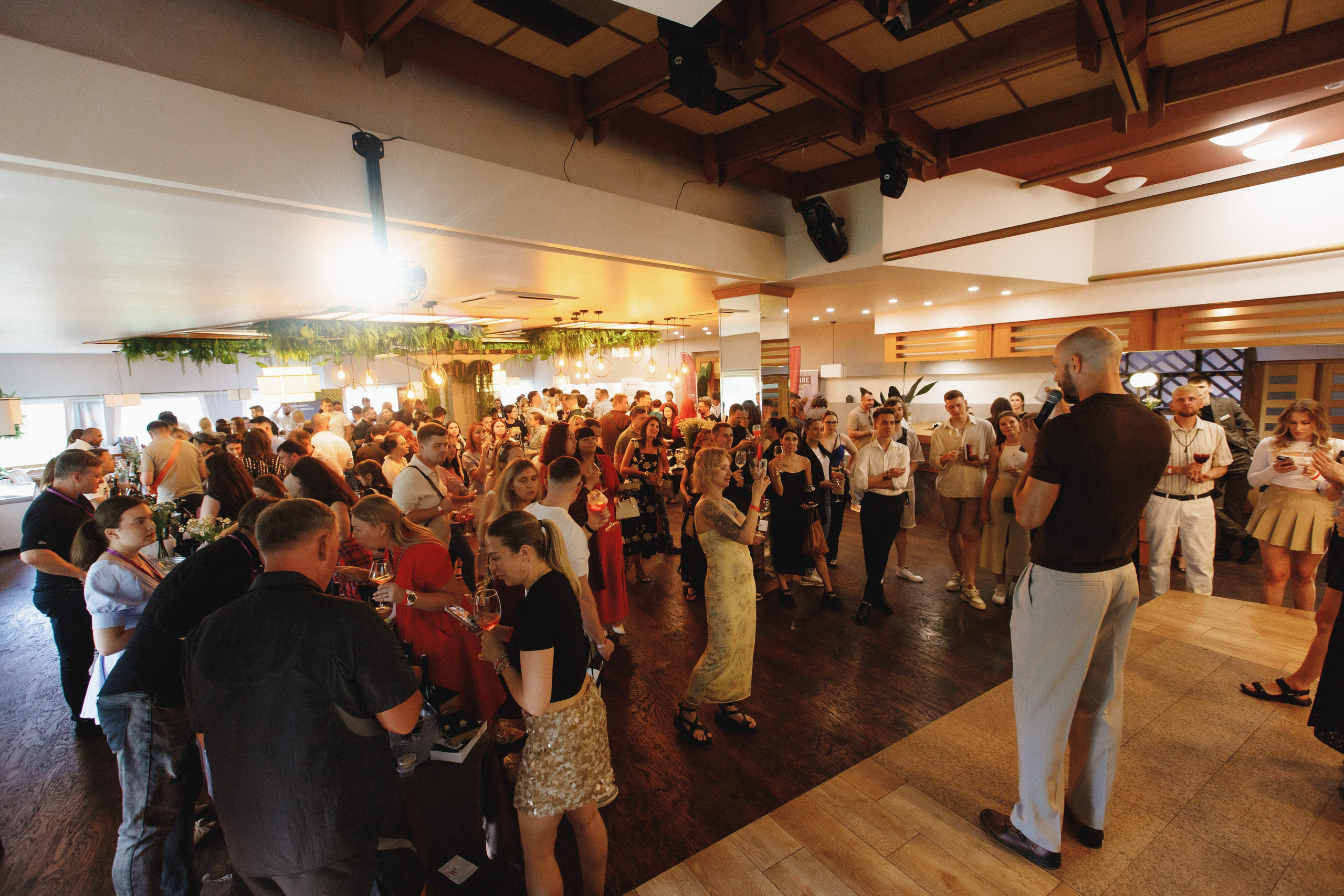 ФЕСТИВАЛЬ РОССИЙСКОГО ВИНА. СВОИ. ФОТООТЧЕТЫ-СОБЫТИЯ-МЕСТА