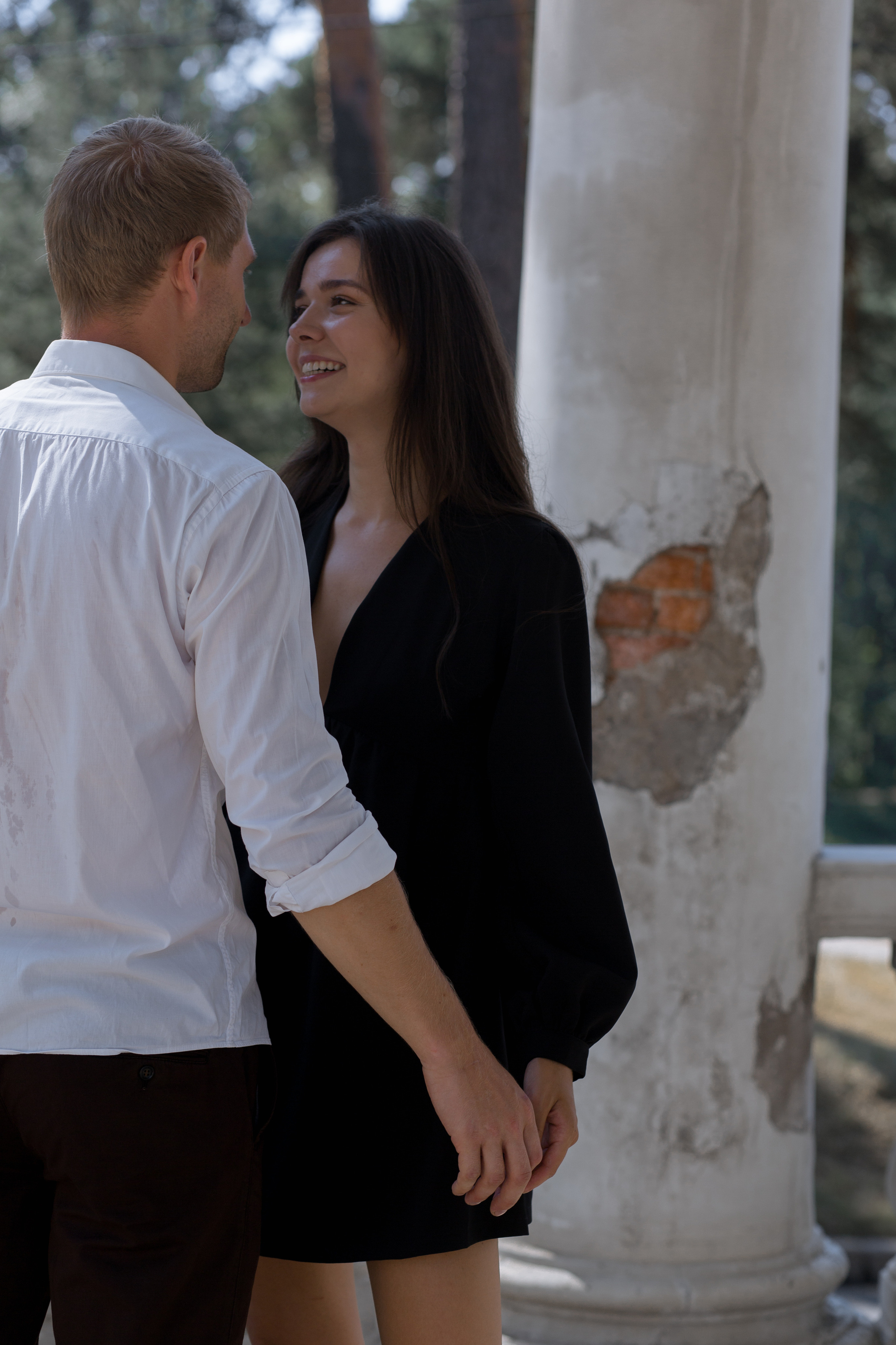 Кинолента поцелуев. Александр и Александра. Свадебный фотограф в Санкт — Петербурге и Ленинградской о