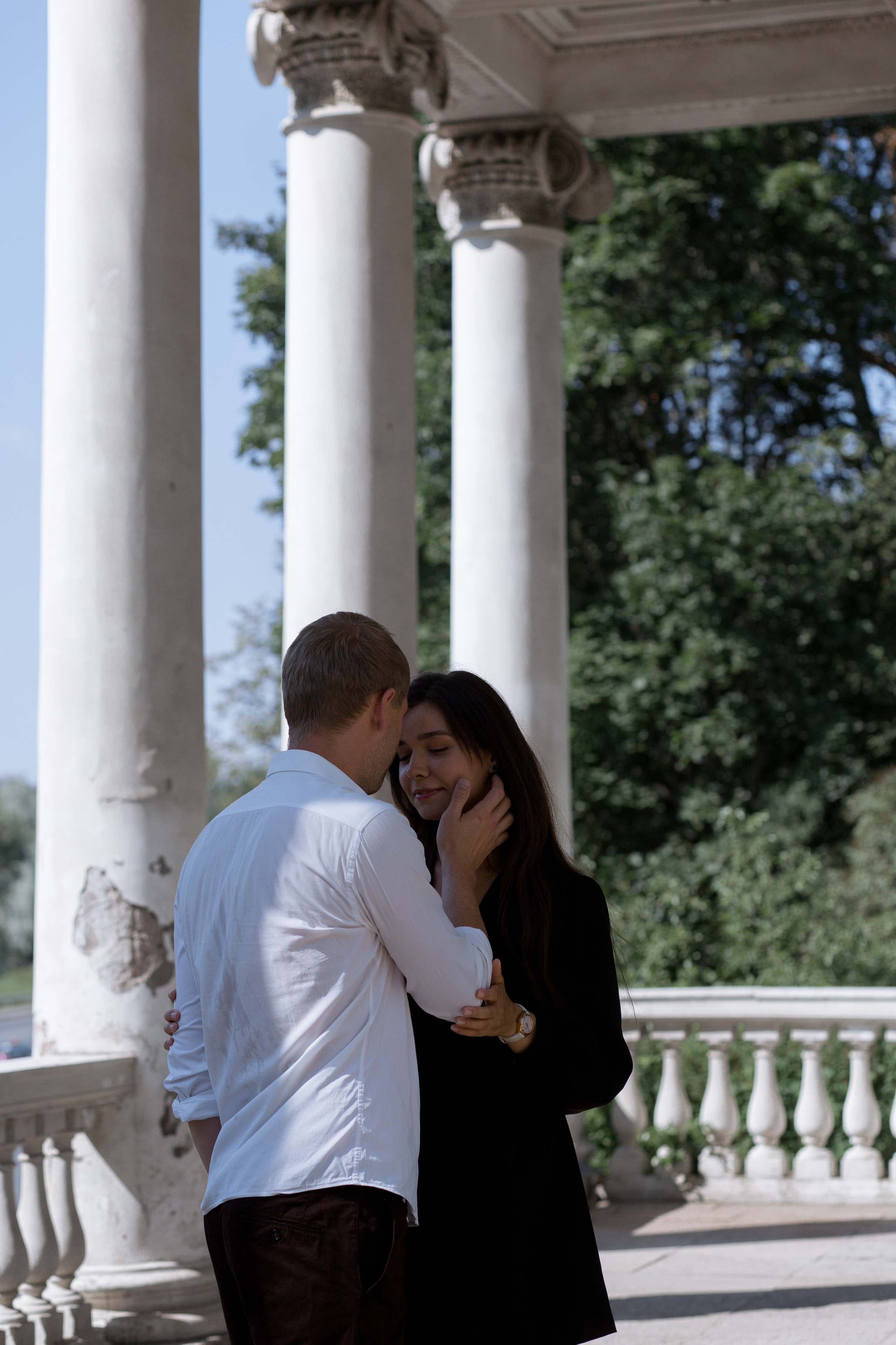 Кинолента поцелуев. Александр и Александра. Свадебный фотограф в Санкт — Петербурге и Ленинградской о