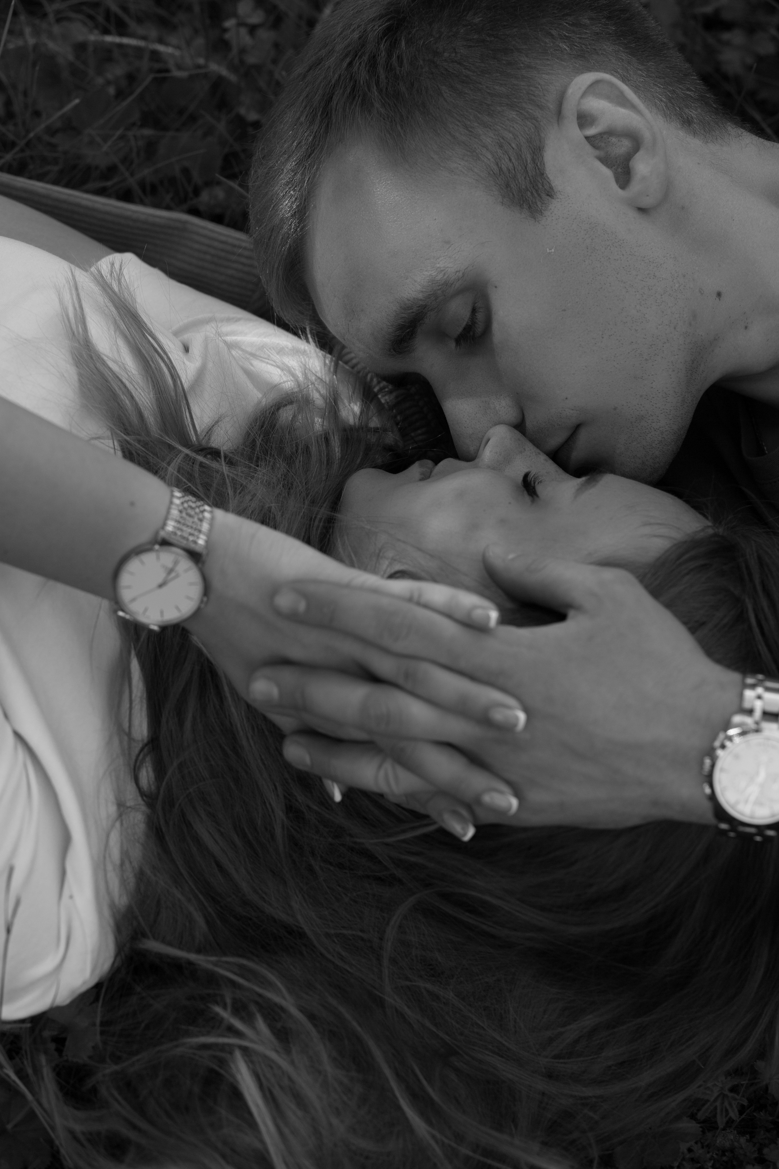 Елена и Павел и их жаркое начало лета. Свадебный фотограф в Санкт — Петербурге и Ленинградской о