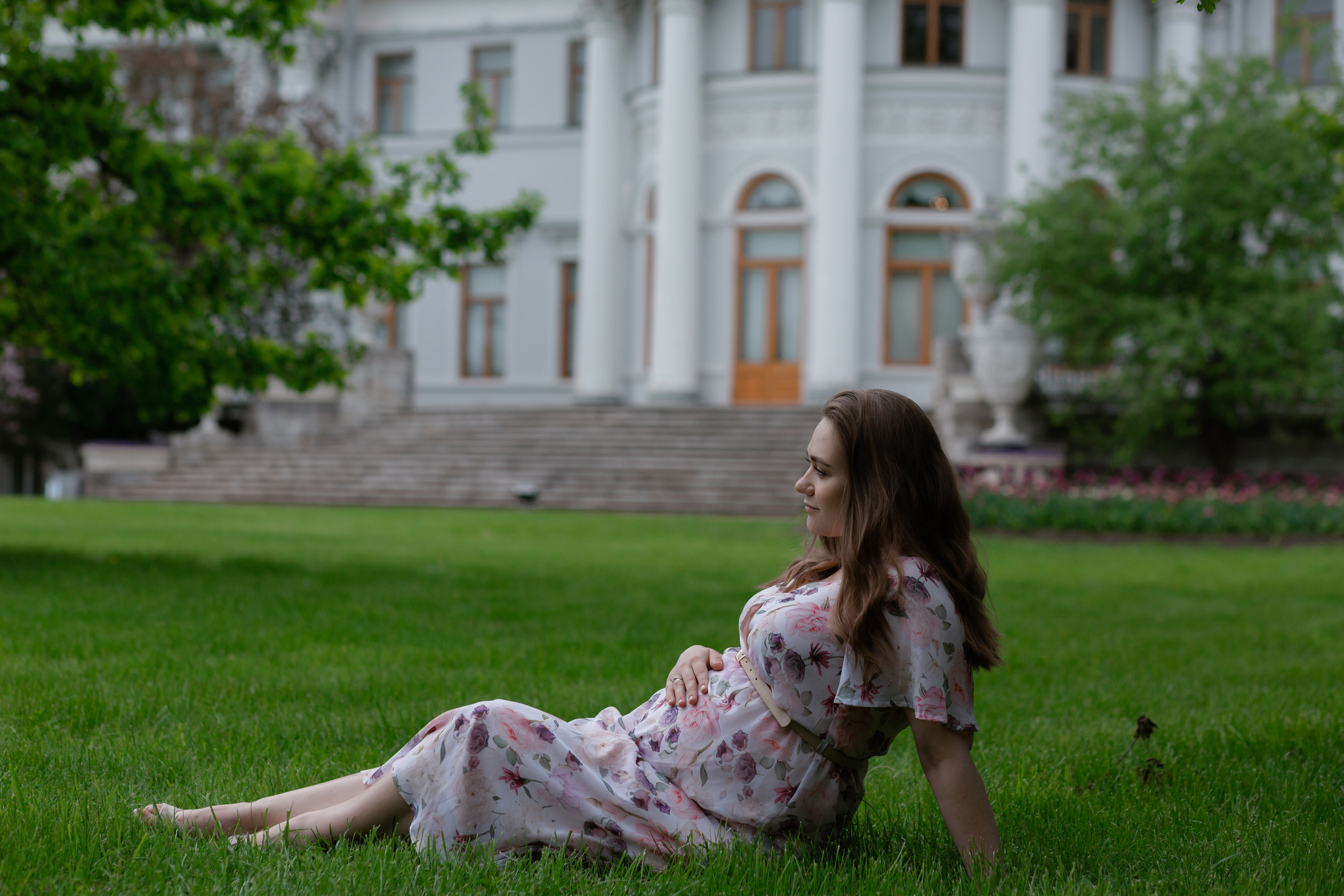 Фотосессия Даши в ЦПКиО. Pregnant. Свадебный фотограф в Санкт — Петербурге и Ленинградской о