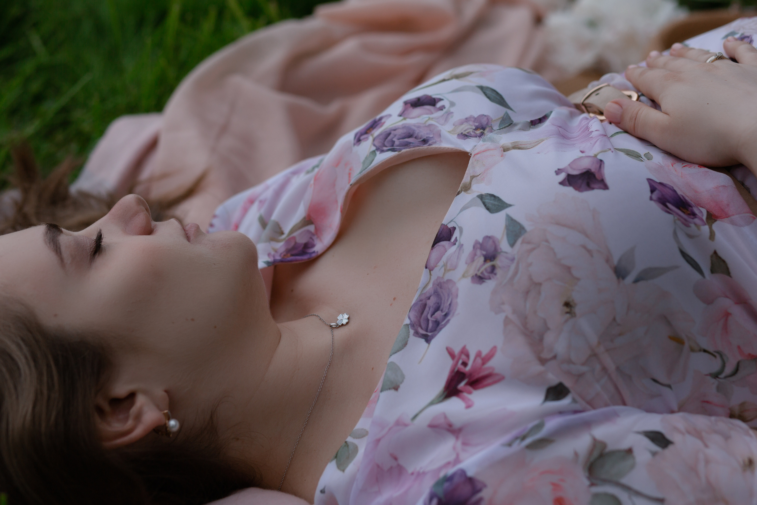 Фотосессия Даши в ЦПКиО. Pregnant. Свадебный фотограф в Санкт — Петербурге и Ленинградской о