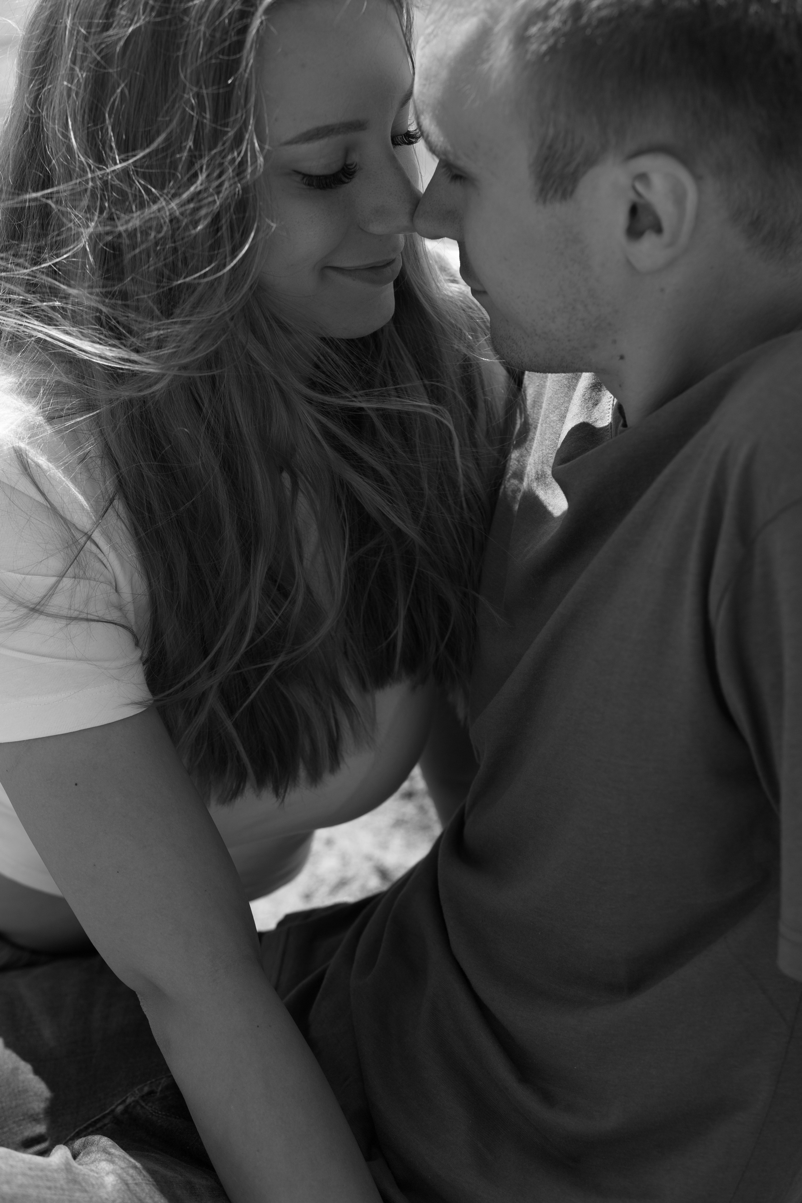 Елена и Павел и их жаркое начало лета. Свадебный фотограф в Санкт — Петербурге и Ленинградской о