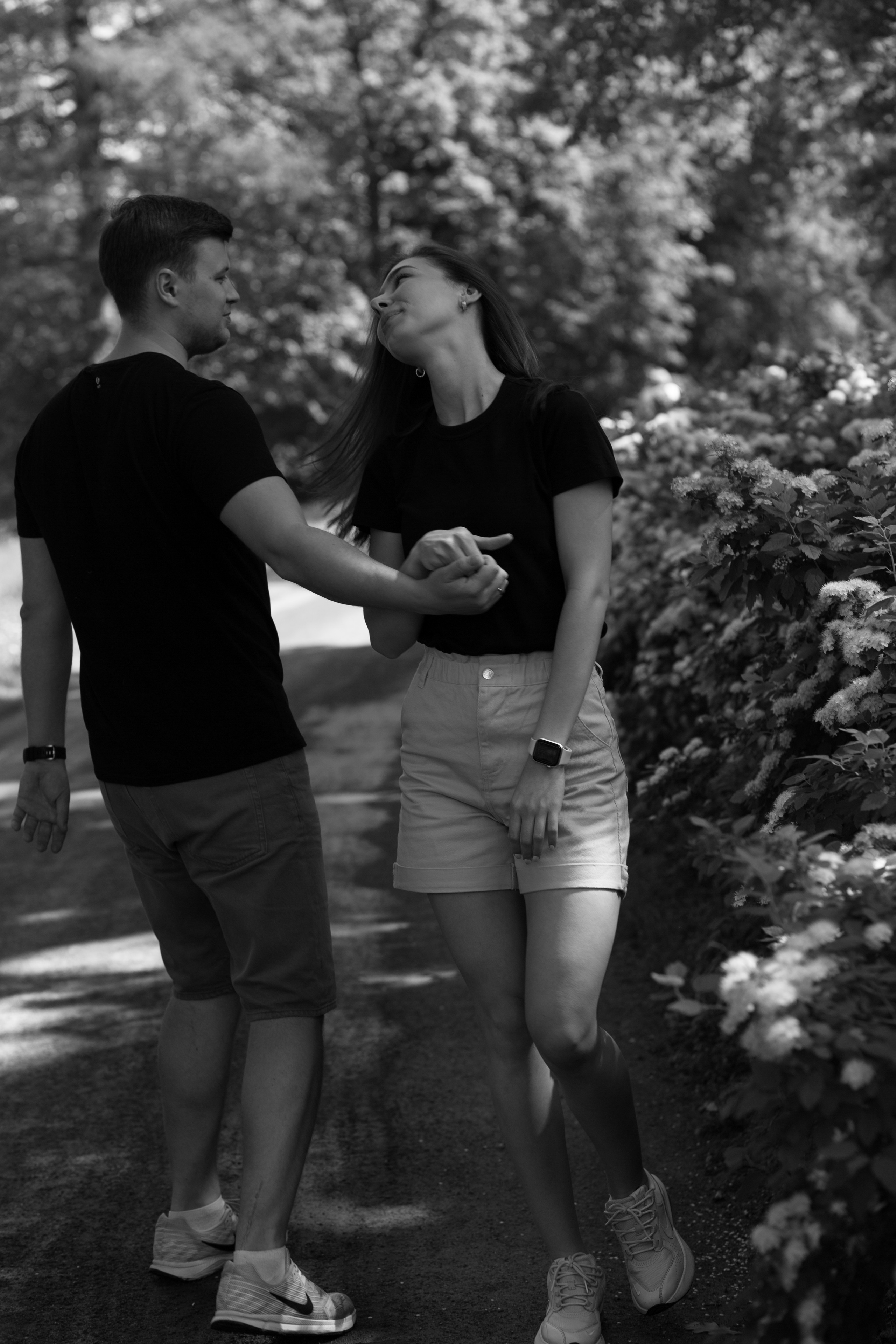 Целовательная фотосессия Полины и Тимофея. Свадебный фотограф в Санкт — Петербурге и Ленинградской о