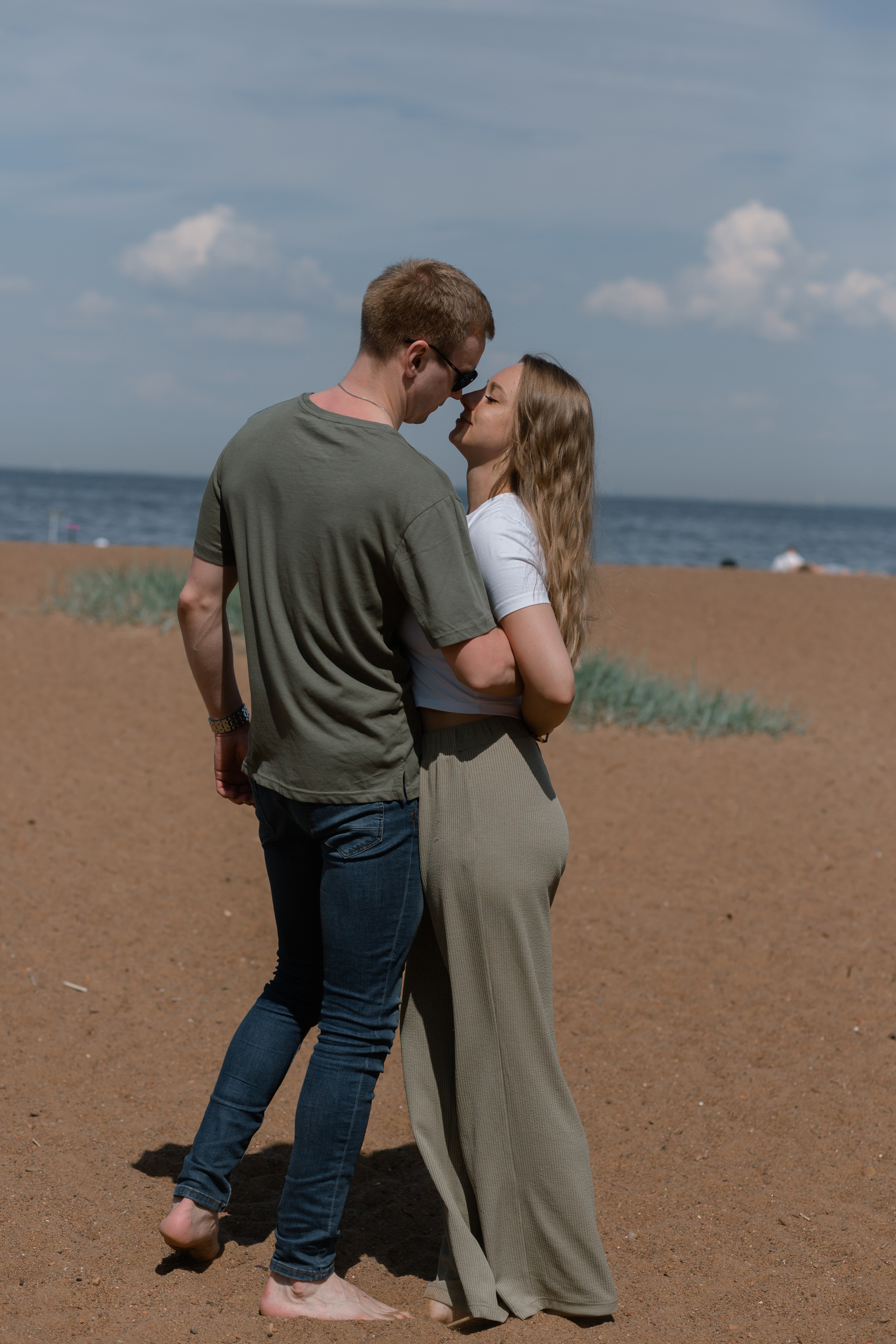 Елена и Павел и их жаркое начало лета. Свадебный фотограф в Санкт — Петербурге и Ленинградской о