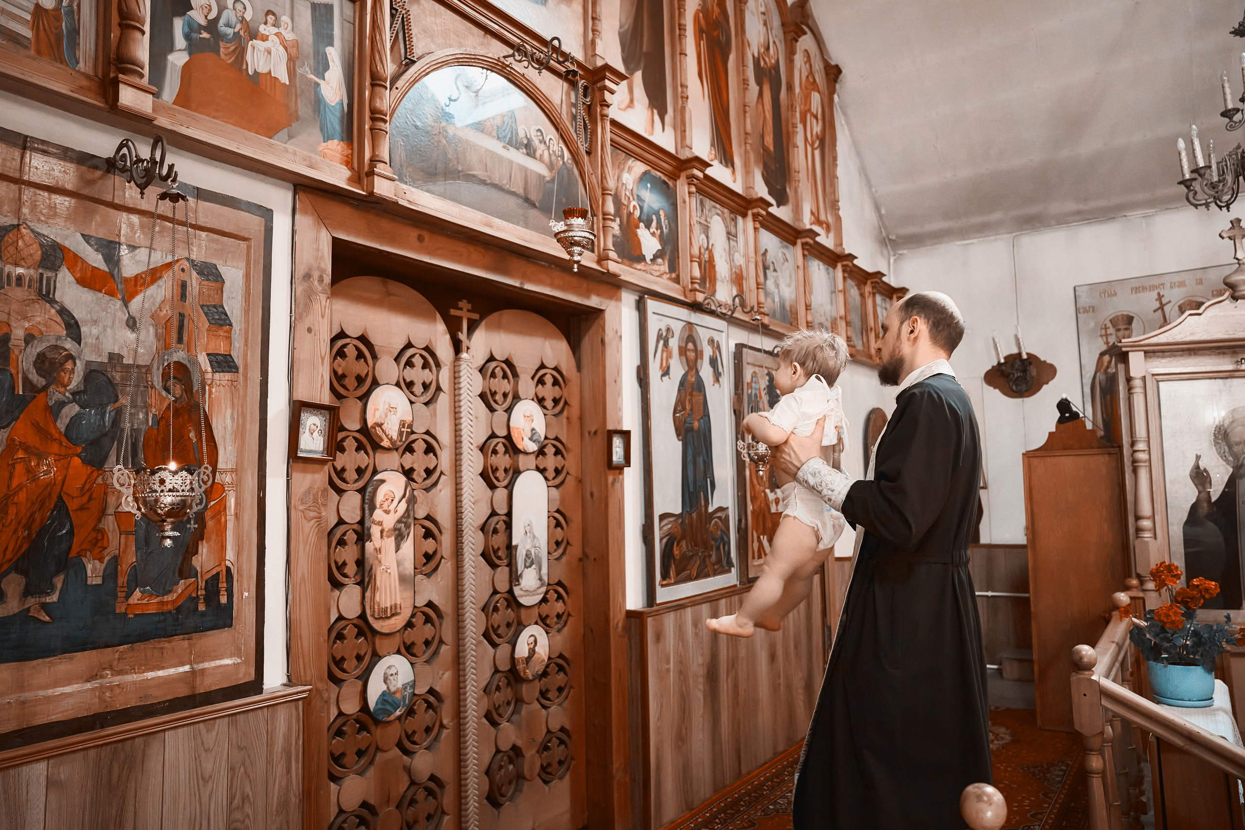 Крещение в Храме иконы Божией Матери «Утоли моя печали»