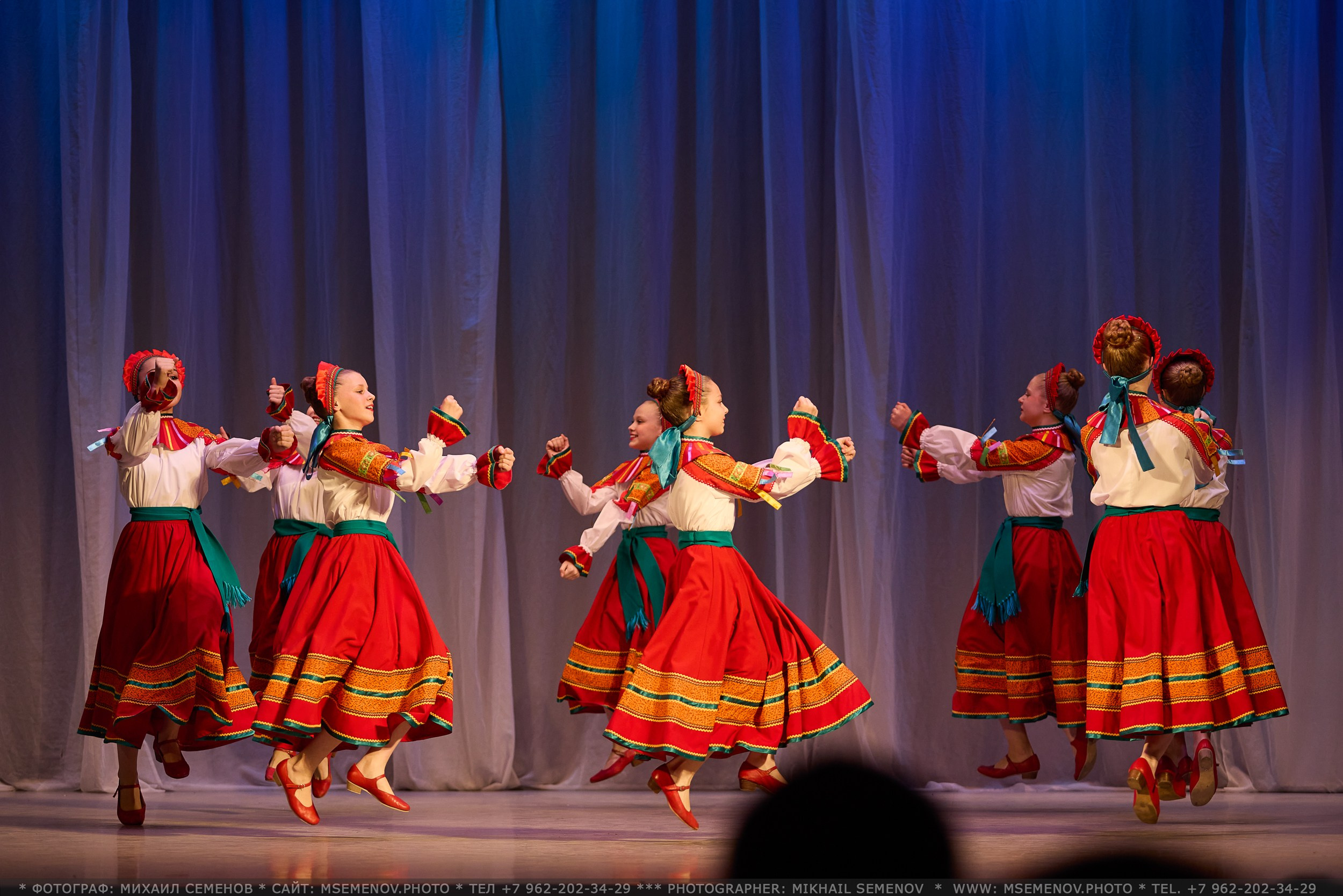 Фоторепортаж с Концерта «Волжанка» и «Задоринка»