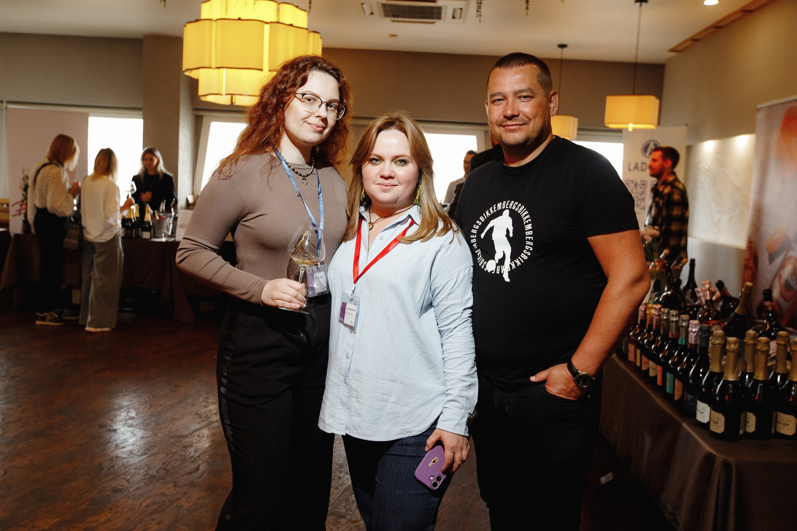 ФЕСТИВАЛЬ ИГРИСТЫХ ВИН. СВОИ. ФОТООТЧЕТЫ-СОБЫТИЯ-МЕСТА