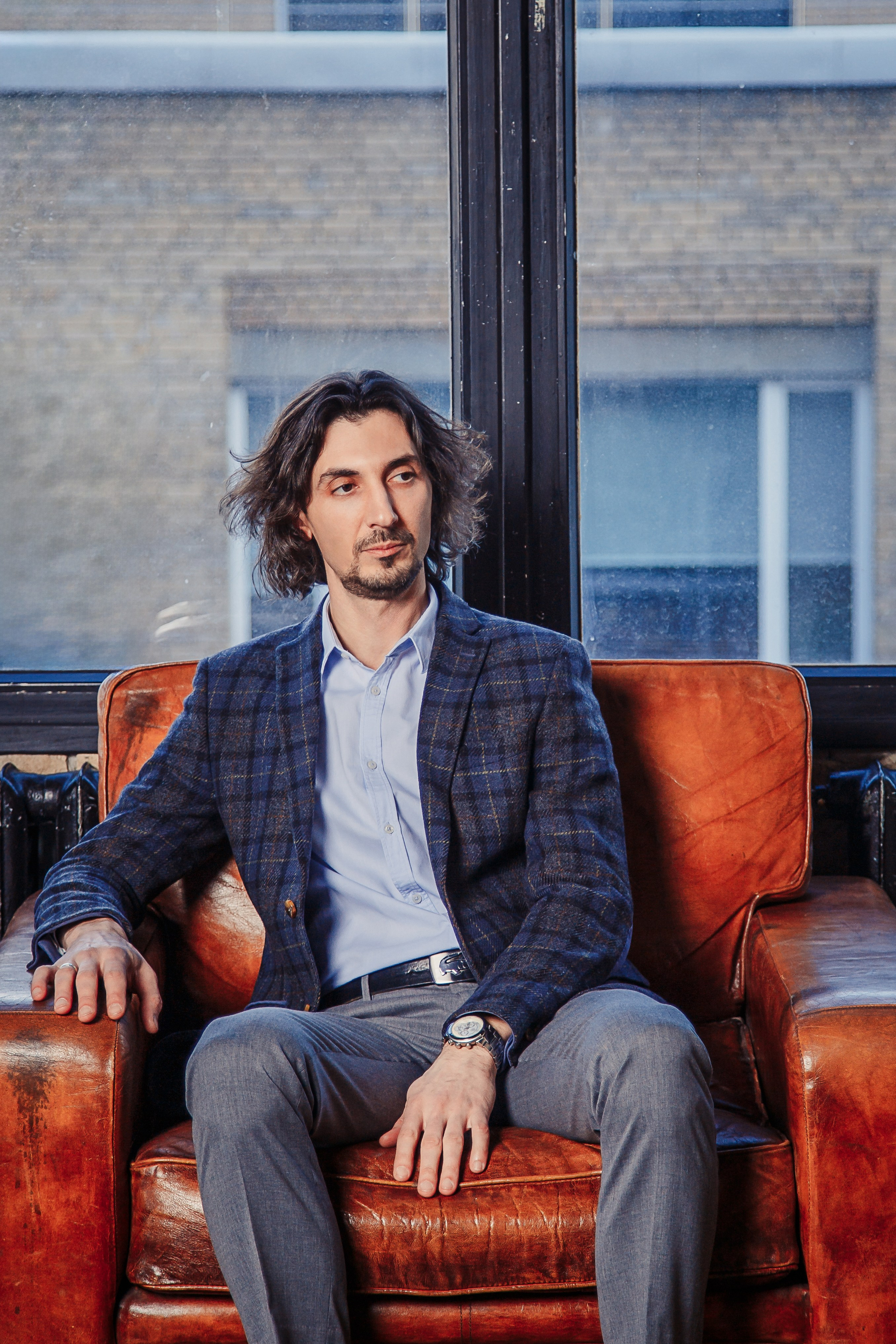 Эксперт по недвижимости Владимир. Бренд‑фотограф в Москве | Rina _Sphoto — личный и бизнес‑контент