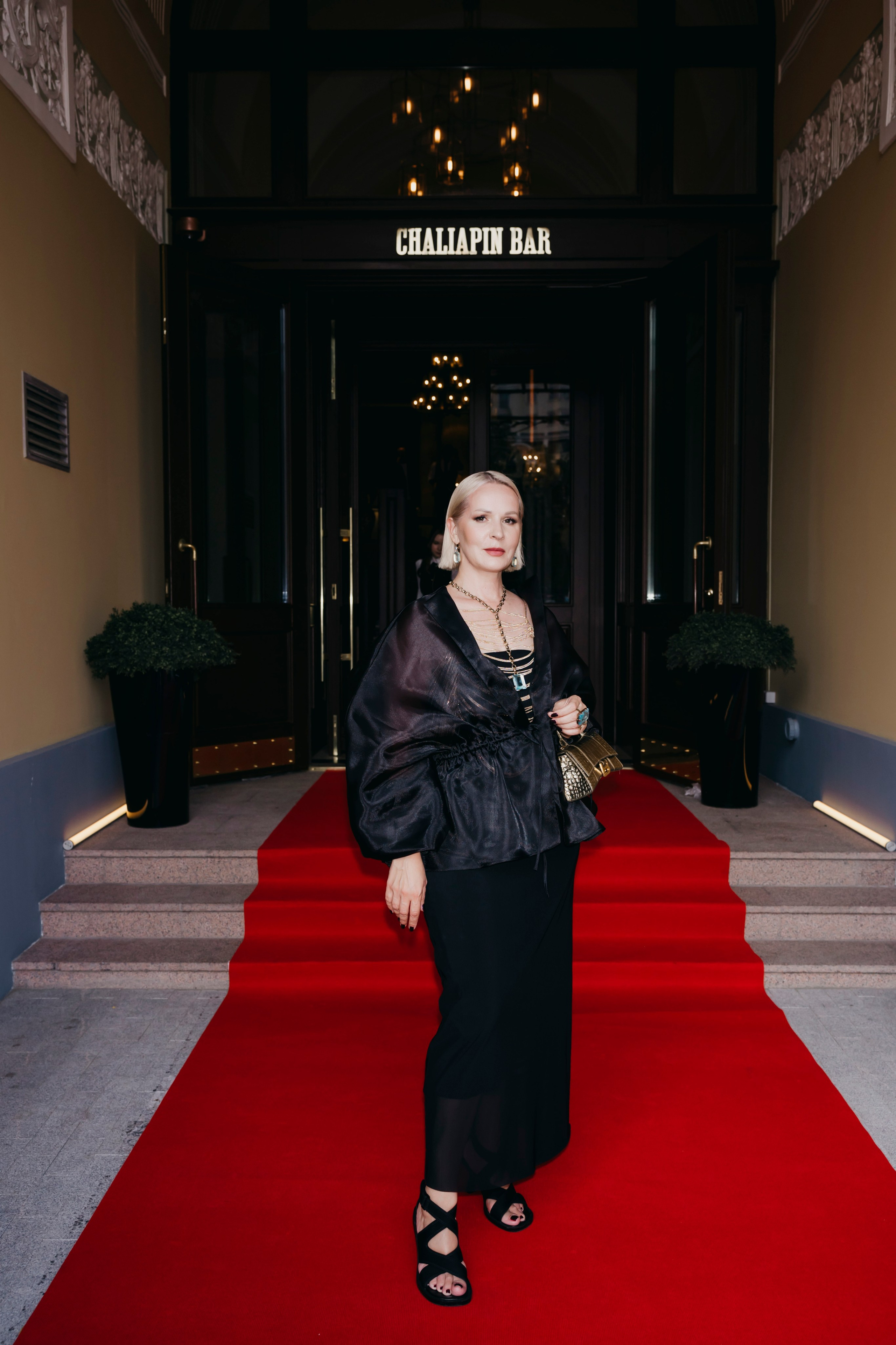 Презентация «AURUM». «Птичка на проводе»: информационный портал в Москве