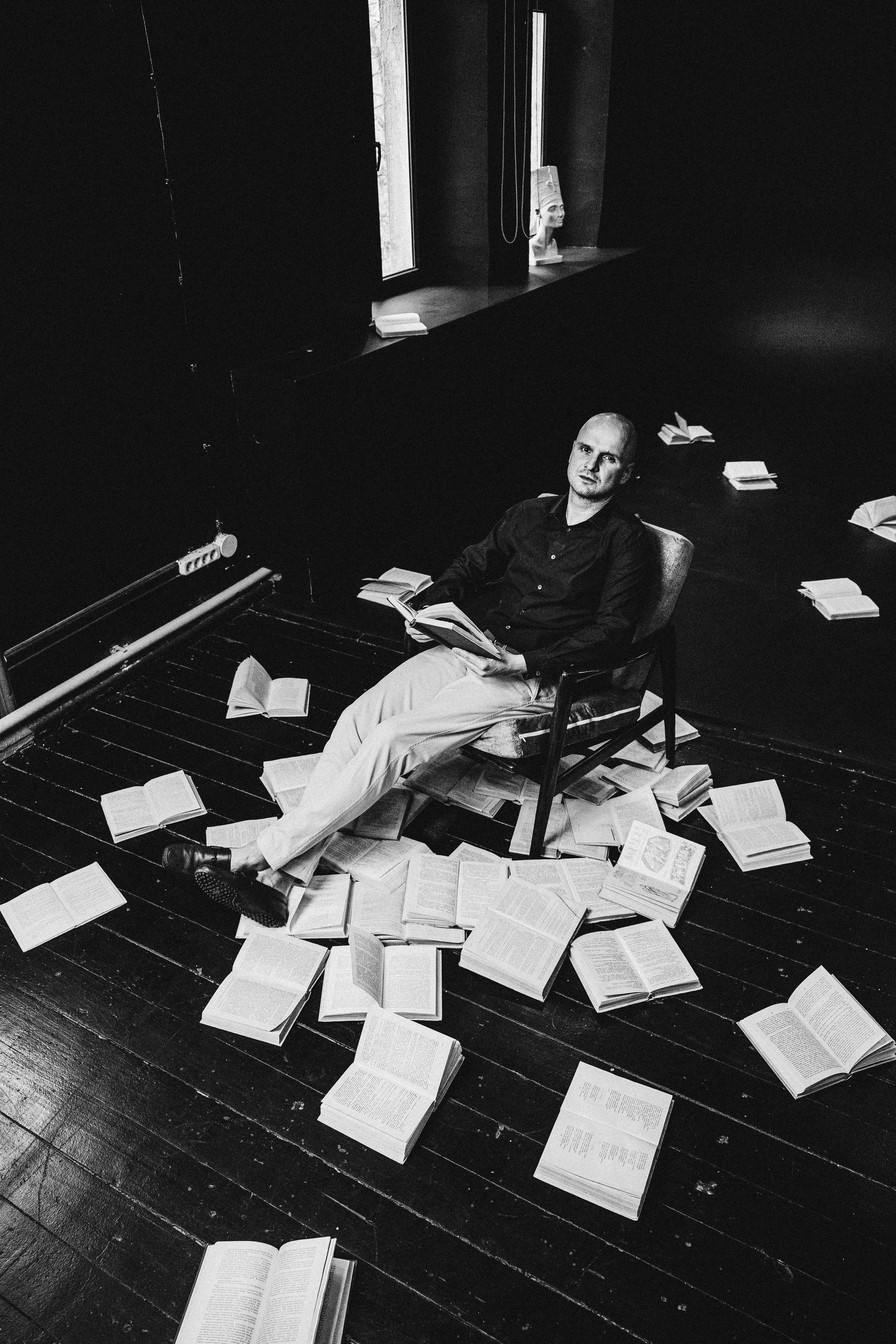 Прайс. Даниил Фреймон — первый мужской фотограф в городе Алматы