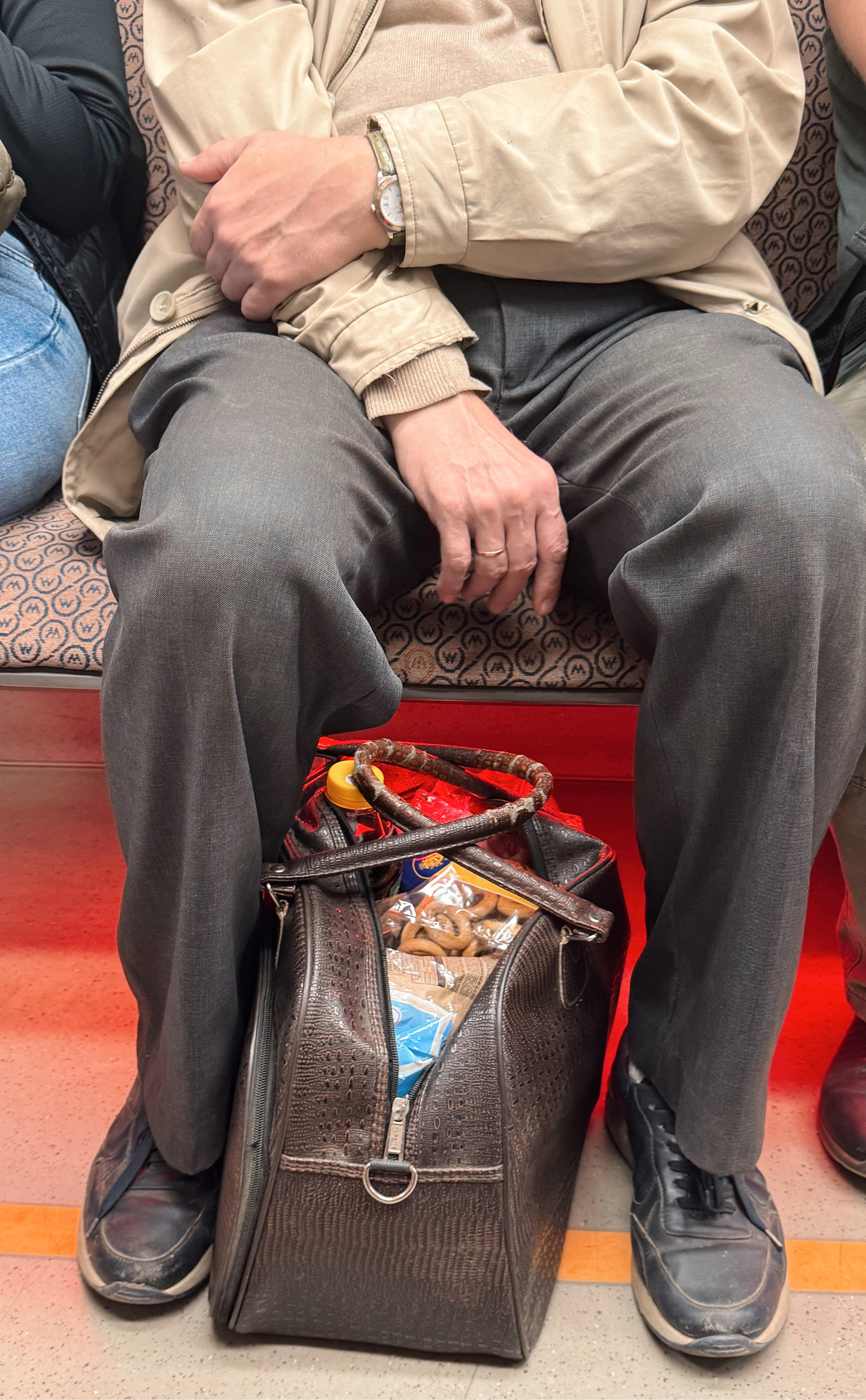 #руки_незнакомцев. Главная