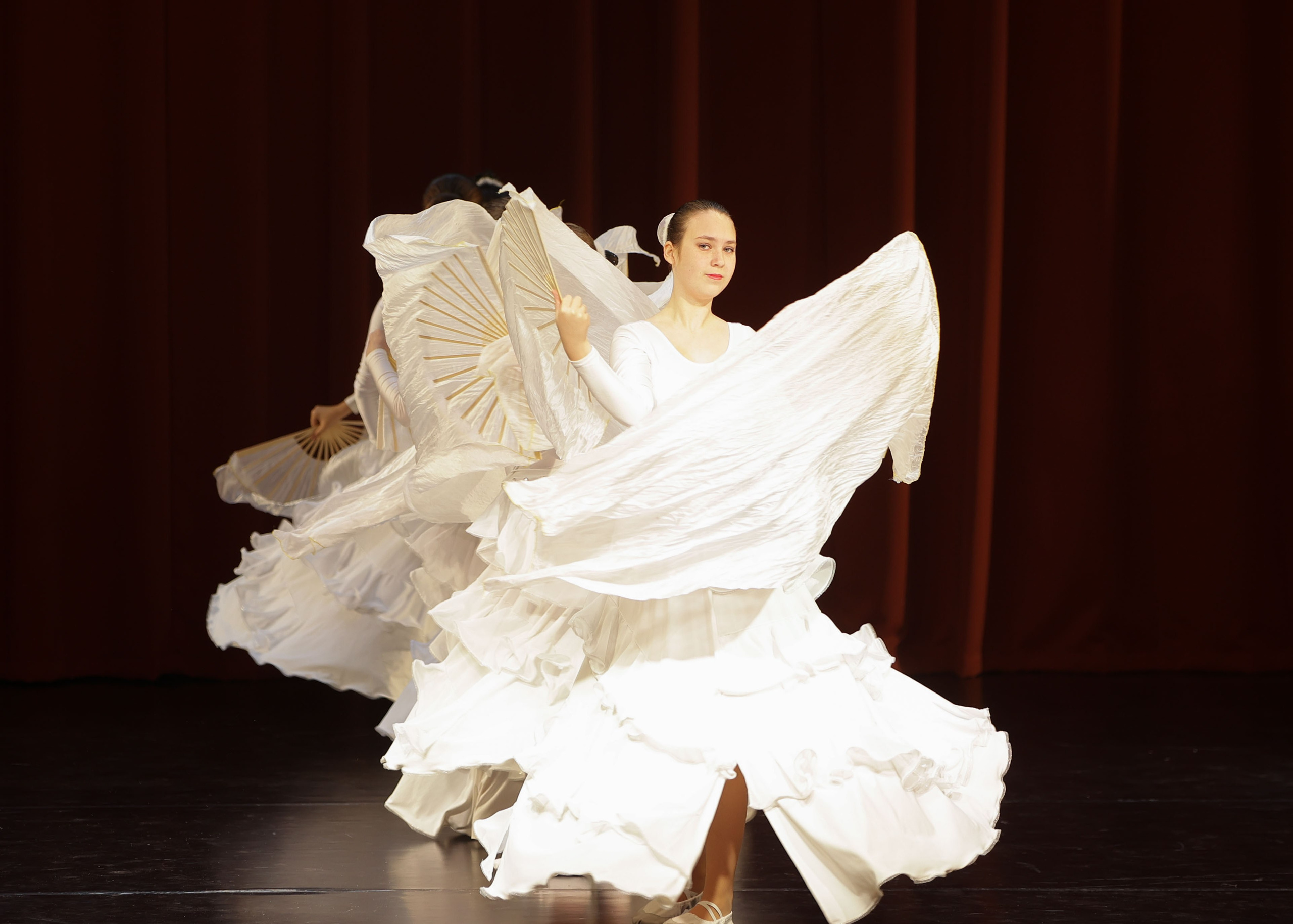 Фестиваль хореографического искусства «КУБОК ЛЕГЕНДЫ — 2025». Выпускные альбомы и школьный фотограф в Подольске, Троицке, Щербинке, Москве и Московской области