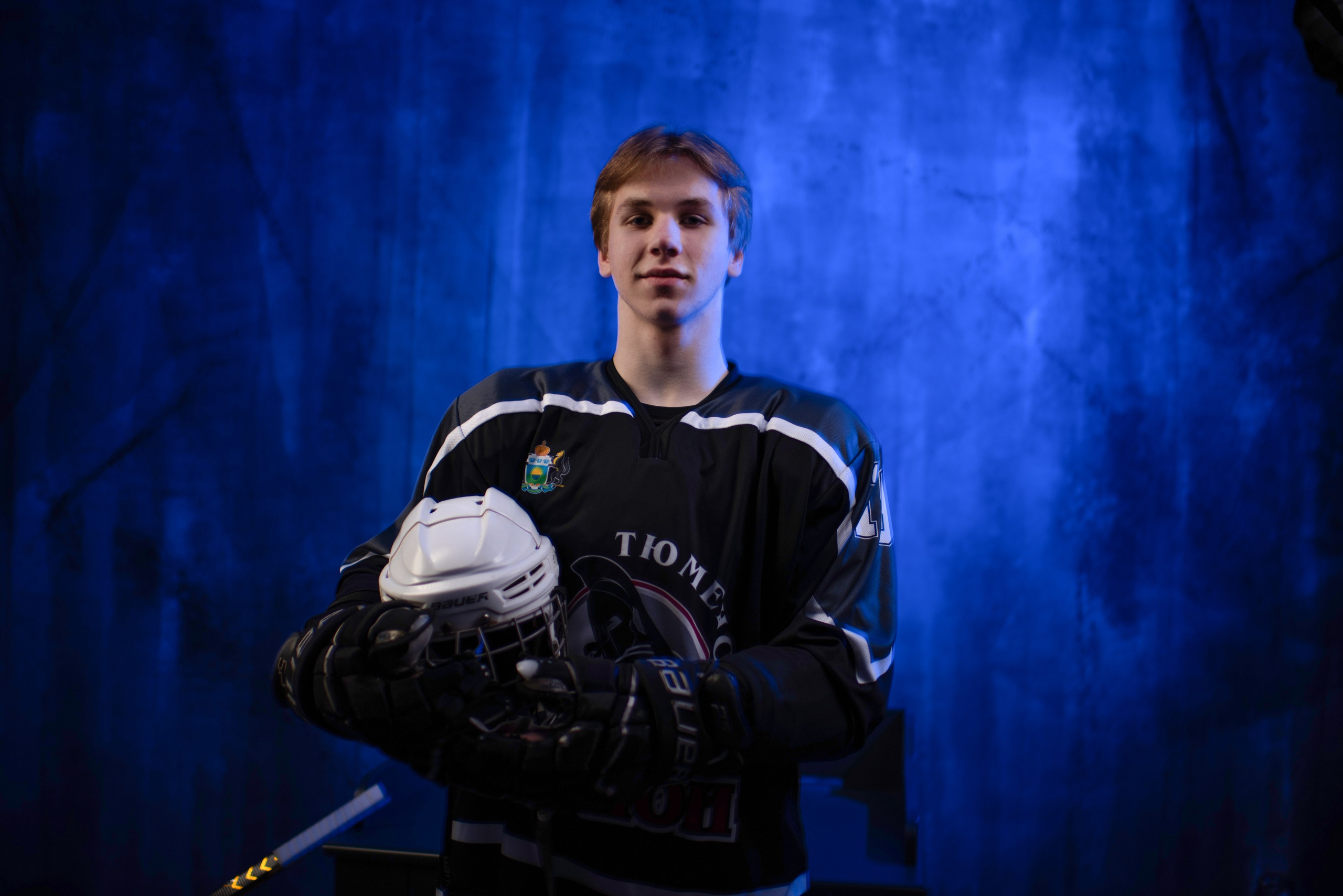 Выпускной альбом 9 и 11 класс «Гранж». Выпускные альбомы в Тюмени для школ, садов, вузов спортивных секций