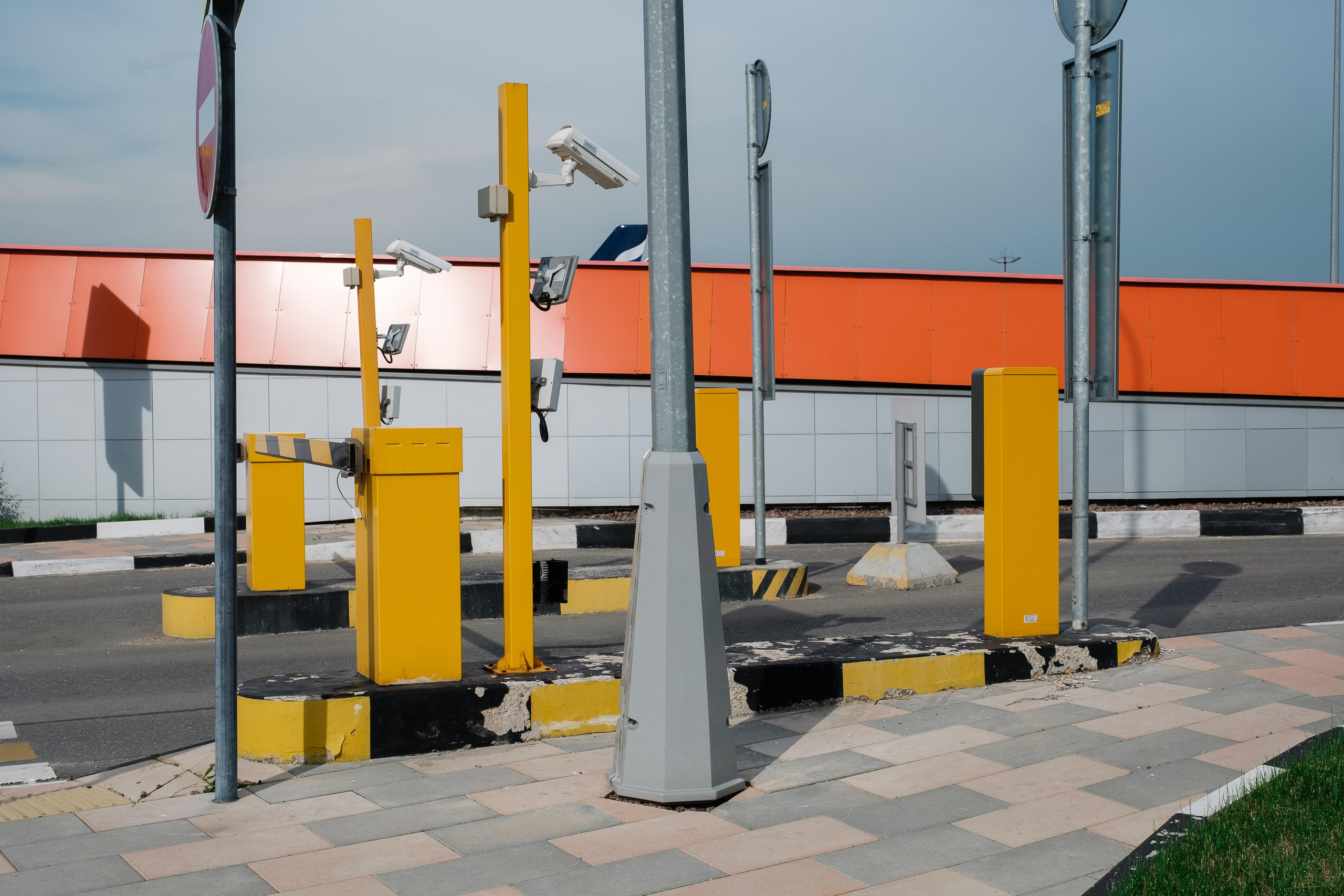 SVO (2021). Street Art photographer Denis Karasev