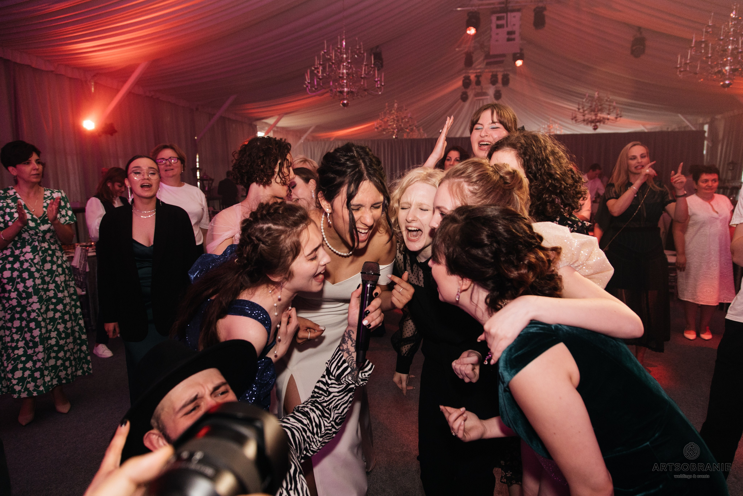 Фотограф на выпускной в Спб (Санкт-Петербург) заказать