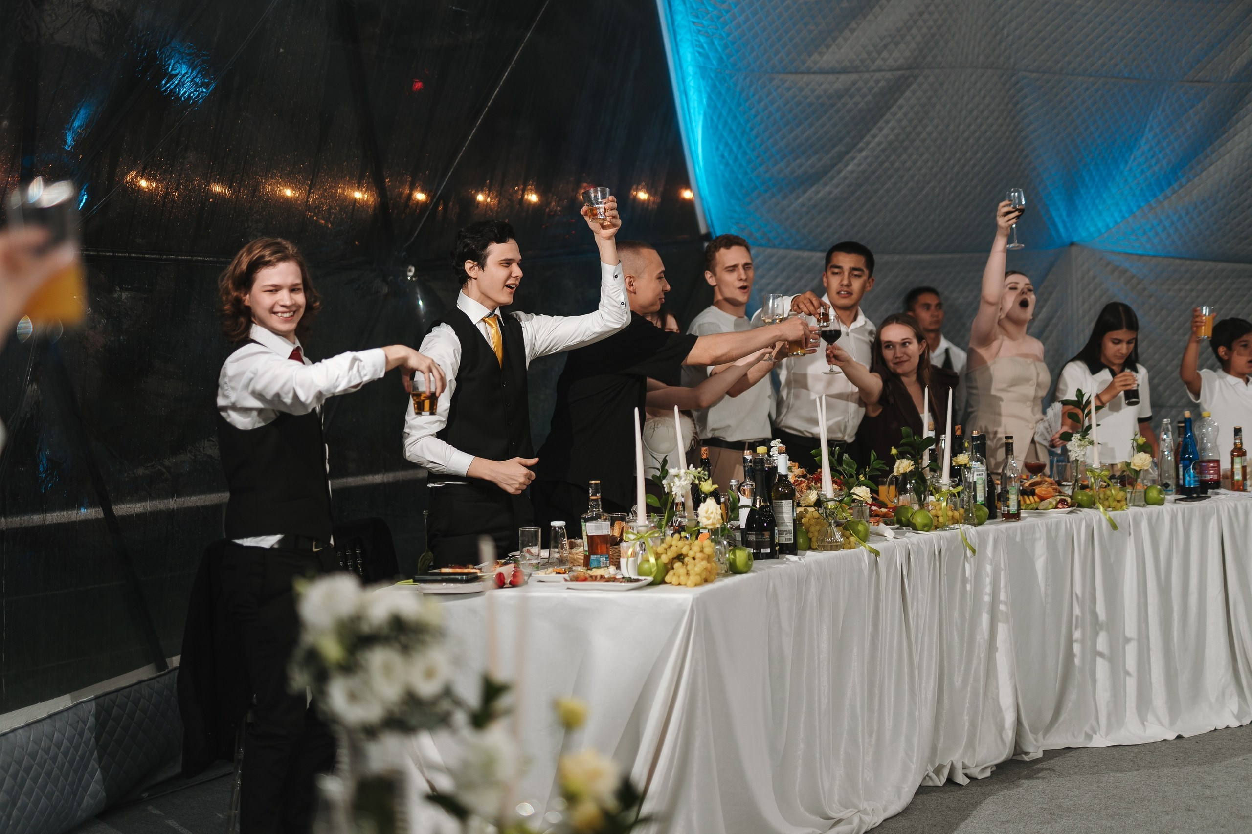 Свадьба в шатре M5 «Хотим Едим» Уфа 26 июня 2025 — ЖК Соты, Дворец борьбы, свадебный фотограф