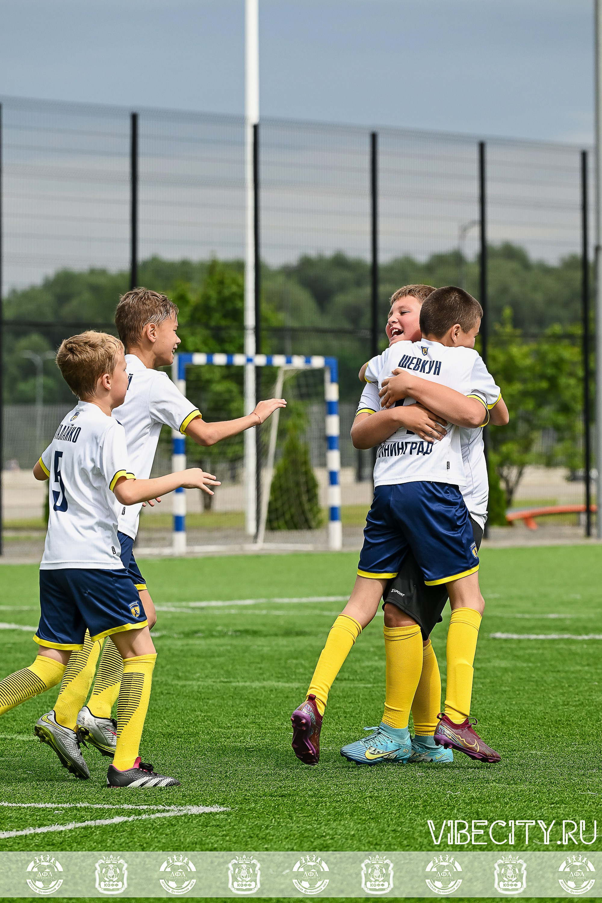 Калининградская Детская Футбольная Лига. VIBECITY.RU Вайб Сити Ру Фоторепортажи Фотоотчеты Калининград