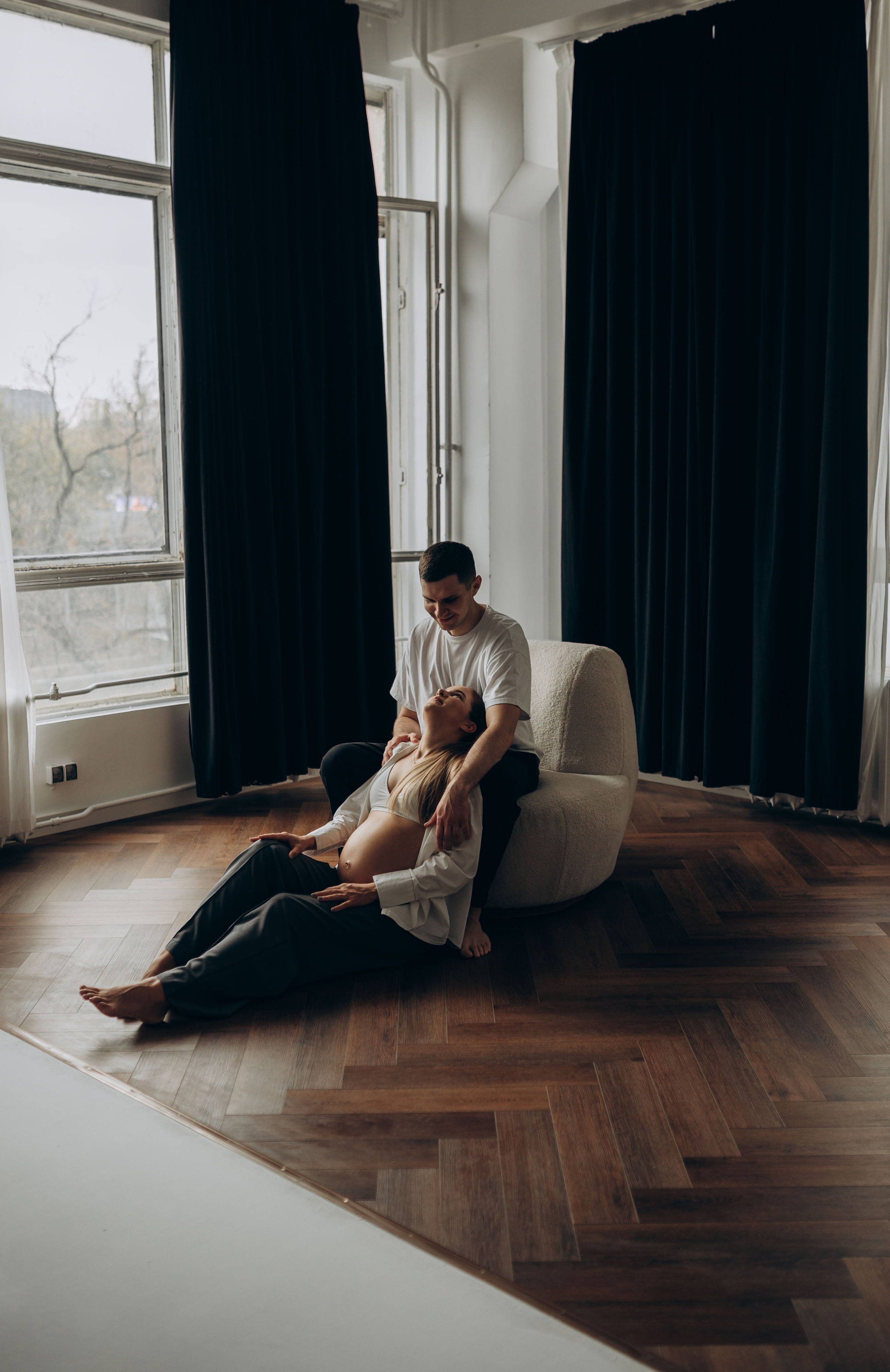 Фотосессия беременности в студии. Семейный фотограф в Домодедово и Москве Елена Пичугина