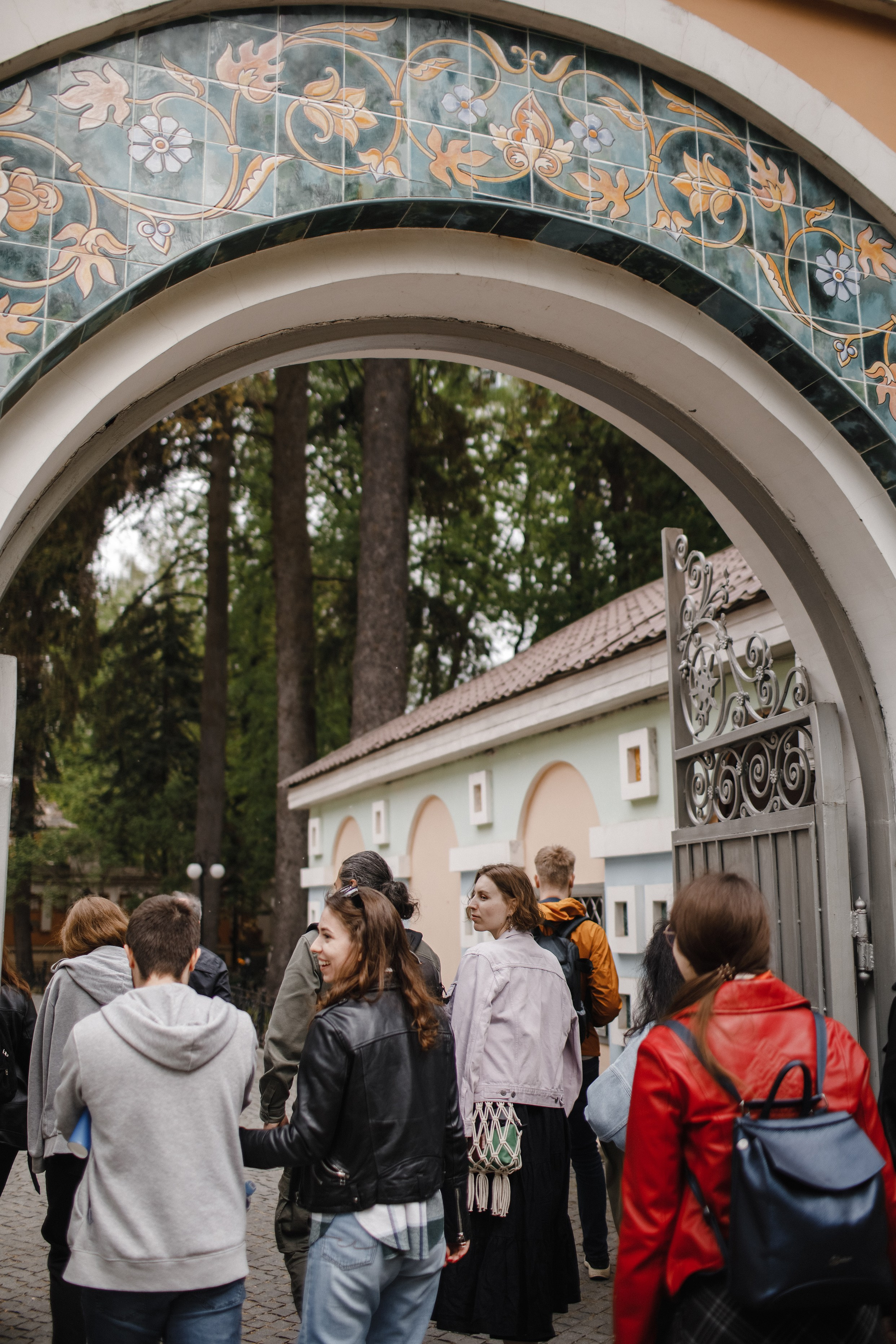 14.05.2023 // Фотопрогулка в Переделкино. Фотовыставки serebro.gallery, в которых автором можешь стать ты! | Москва