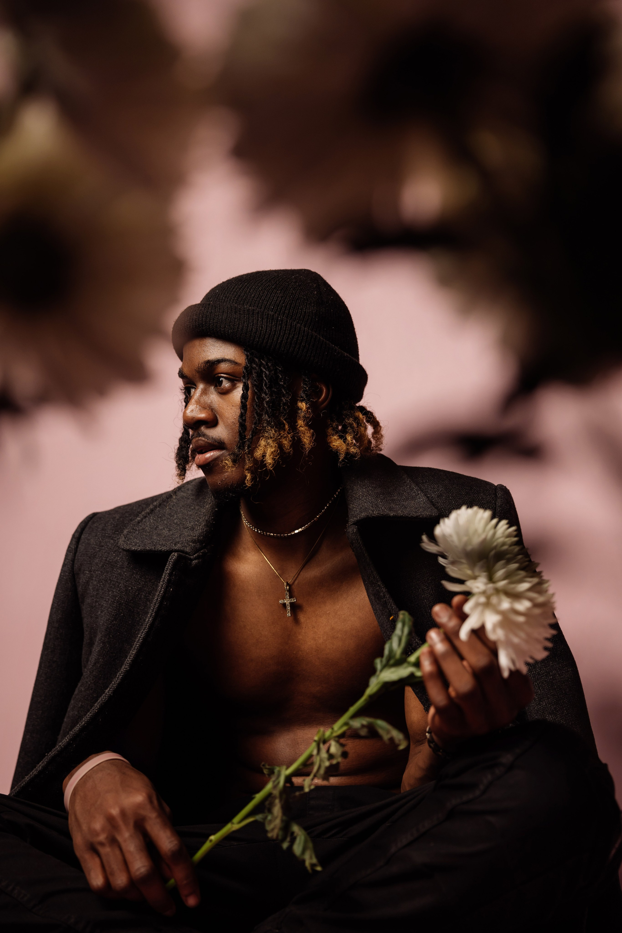 FAQ. Медиашкола Факультет — сеть фотошкол, в которой преподают профессиональные практикующие фотографы с огромным опытом!