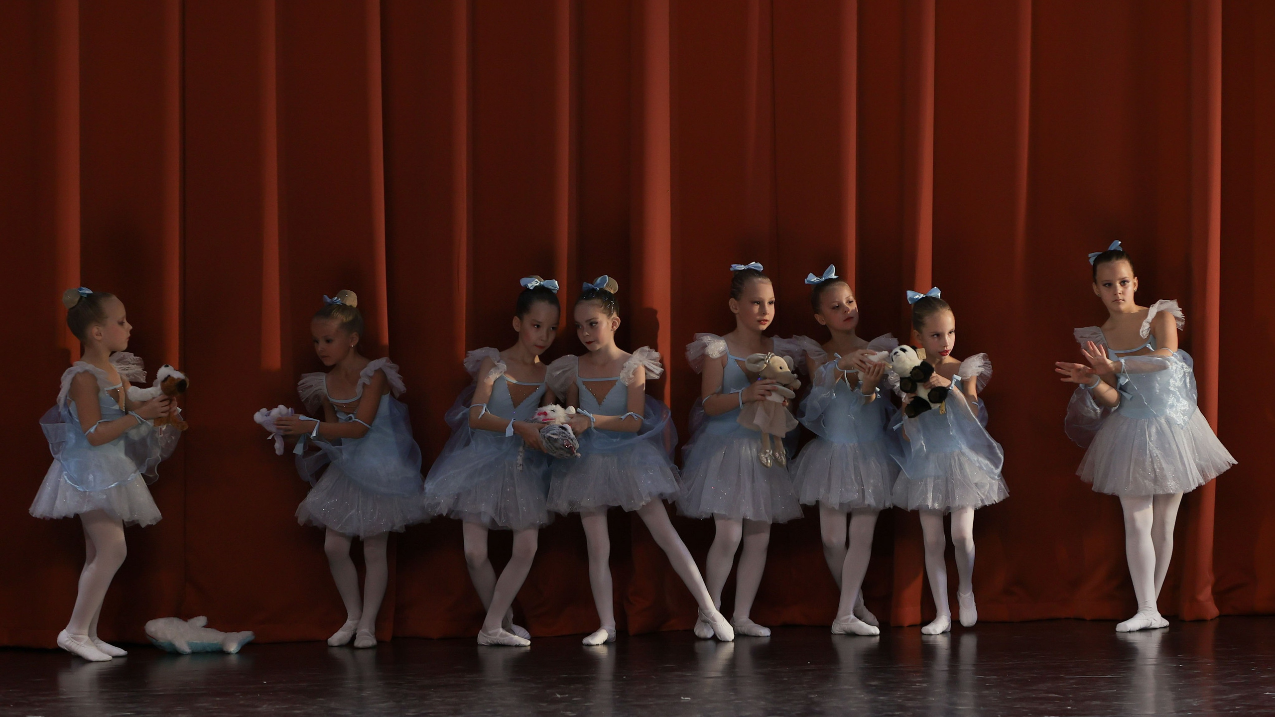 Фестиваль хореографического искусства «КУБОК ЛЕГЕНДЫ — 2025». Выпускные альбомы и школьный фотограф в Подольске, Троицке, Щербинке, Москве и Московской области