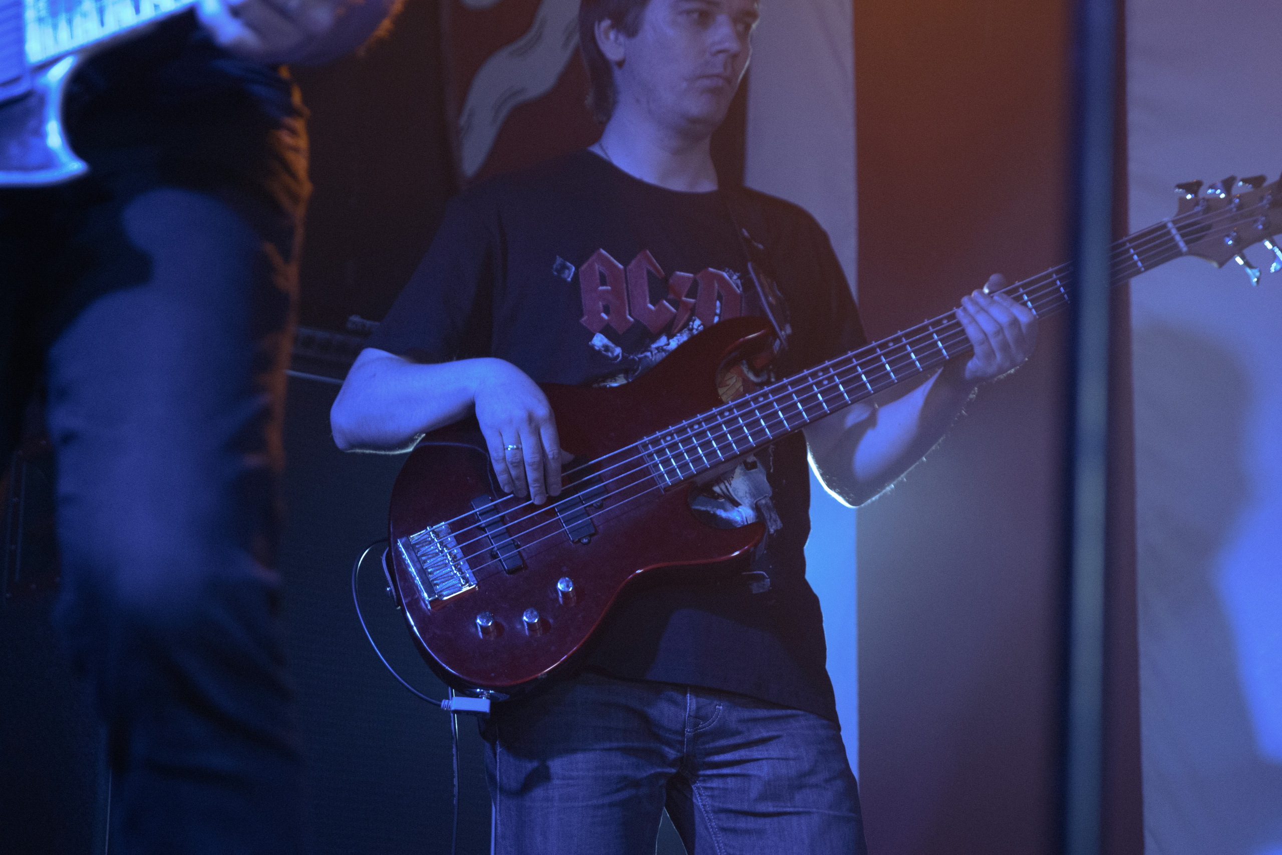 16 апреля состоялся концерт Артура Беркута, на разогреве была группа ПасСаш. Ёлкин Александр Фотограф