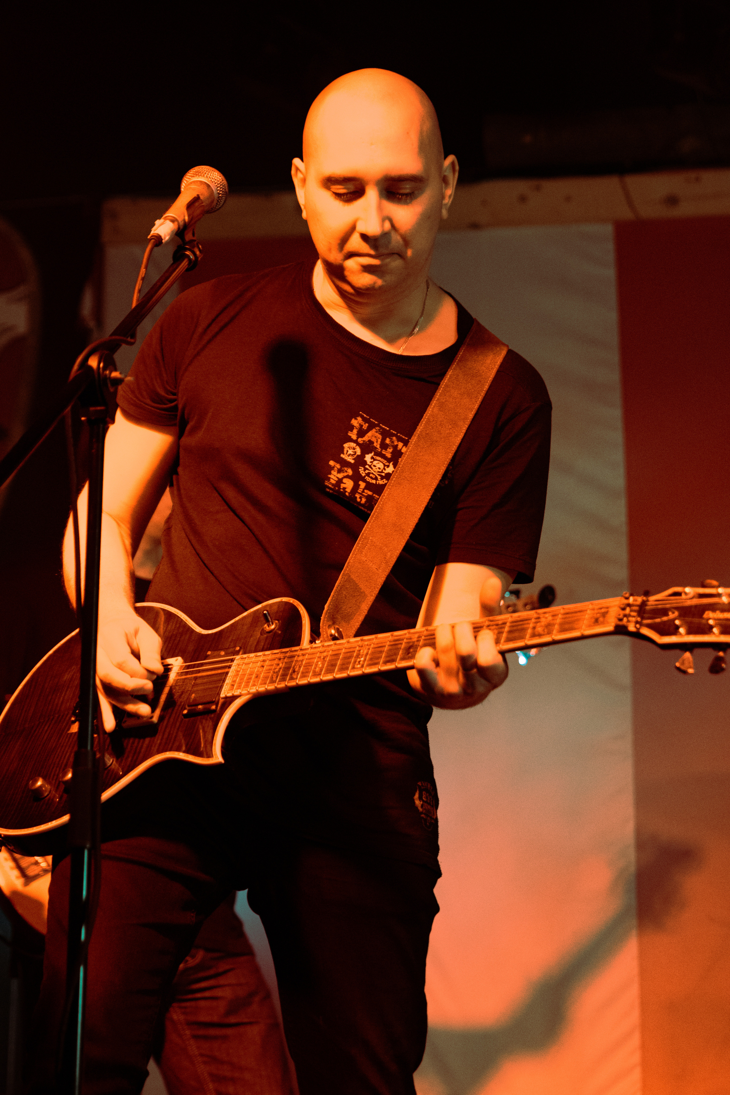 16 апреля состоялся концерт Артура Беркута, на разогреве была группа ПасСаш. Ёлкин Александр Фотограф