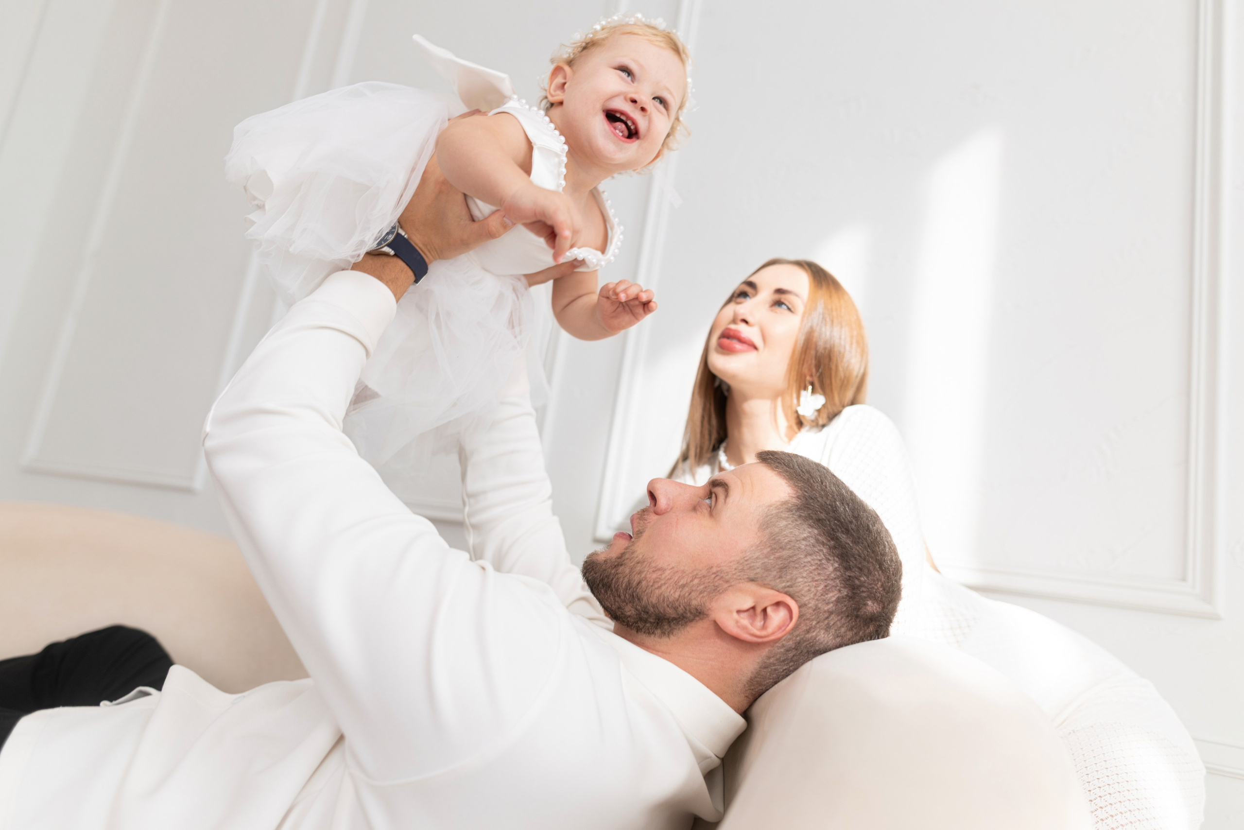 Семейная съемка для Яны и Дани в интерьере. Дмитрий Шульгин, портретный фотограф в Воронеже