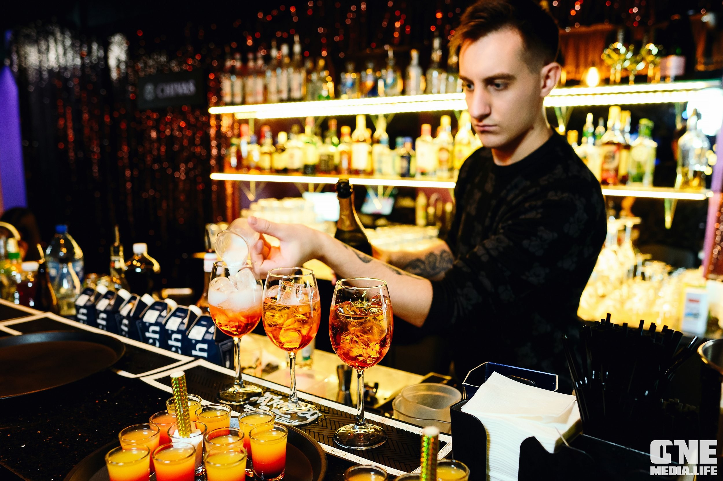 Фоторепортаж из караоке-клуба Эйфория. One Media Life: фоторепортажи, фотоотчеты с мероприятий и заведений