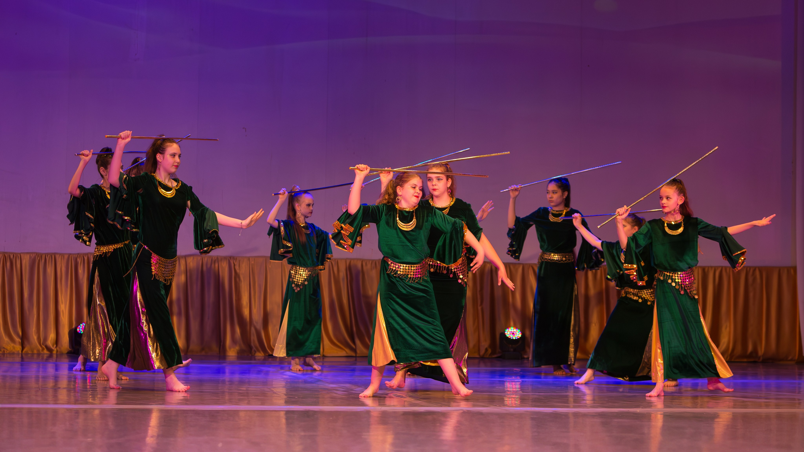 Студия «Lamis» отчетный концерт 2024. Выпускные альбомы и школьный фотограф в Подольске, Троицке, Щербинке, Москве и Московской области