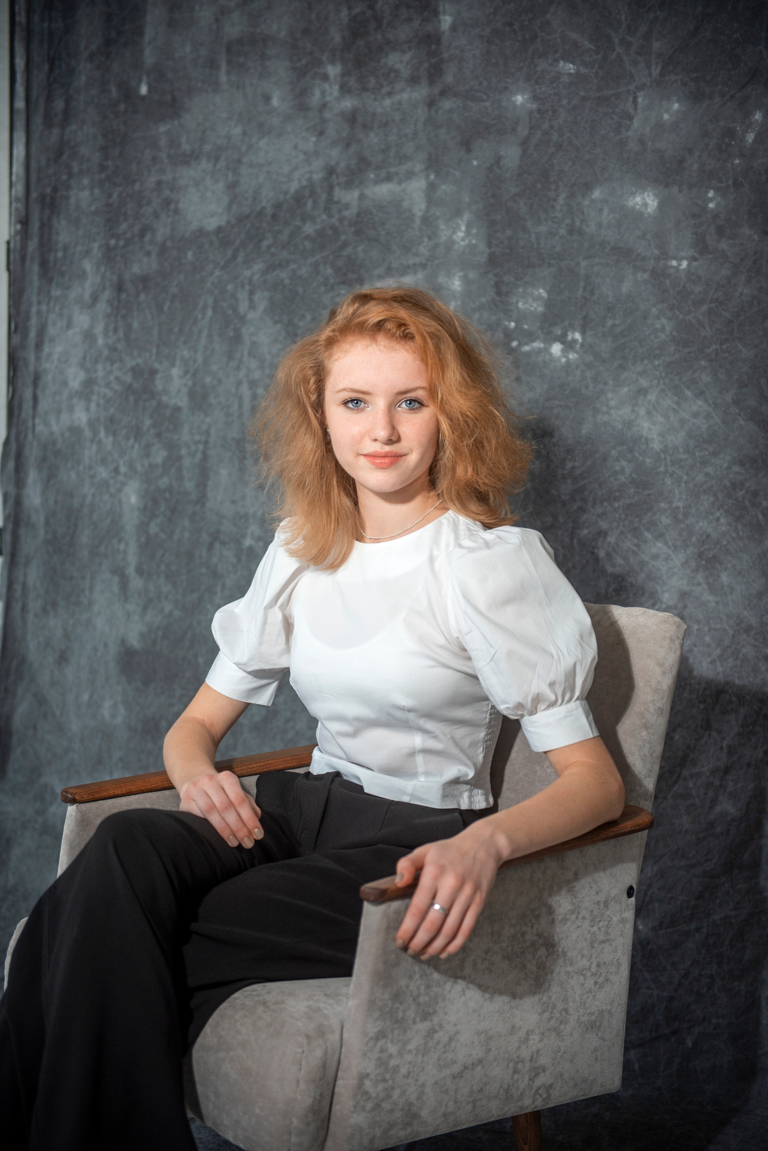 Студийные кадры для виньеток 9-11 классов. Фотограф в Ростове на Дону