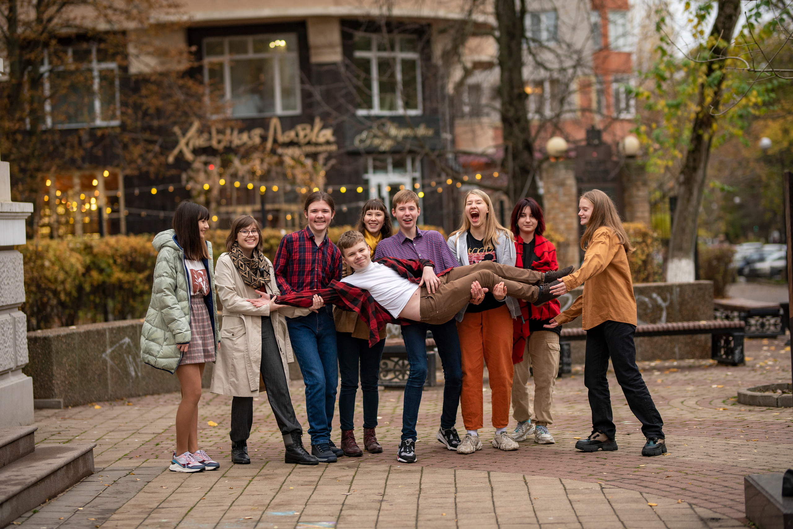 ШКОЛЬНАЯ ОСЕННЯЯ СЪЁМКА. Фотограф в Ростове на Дону