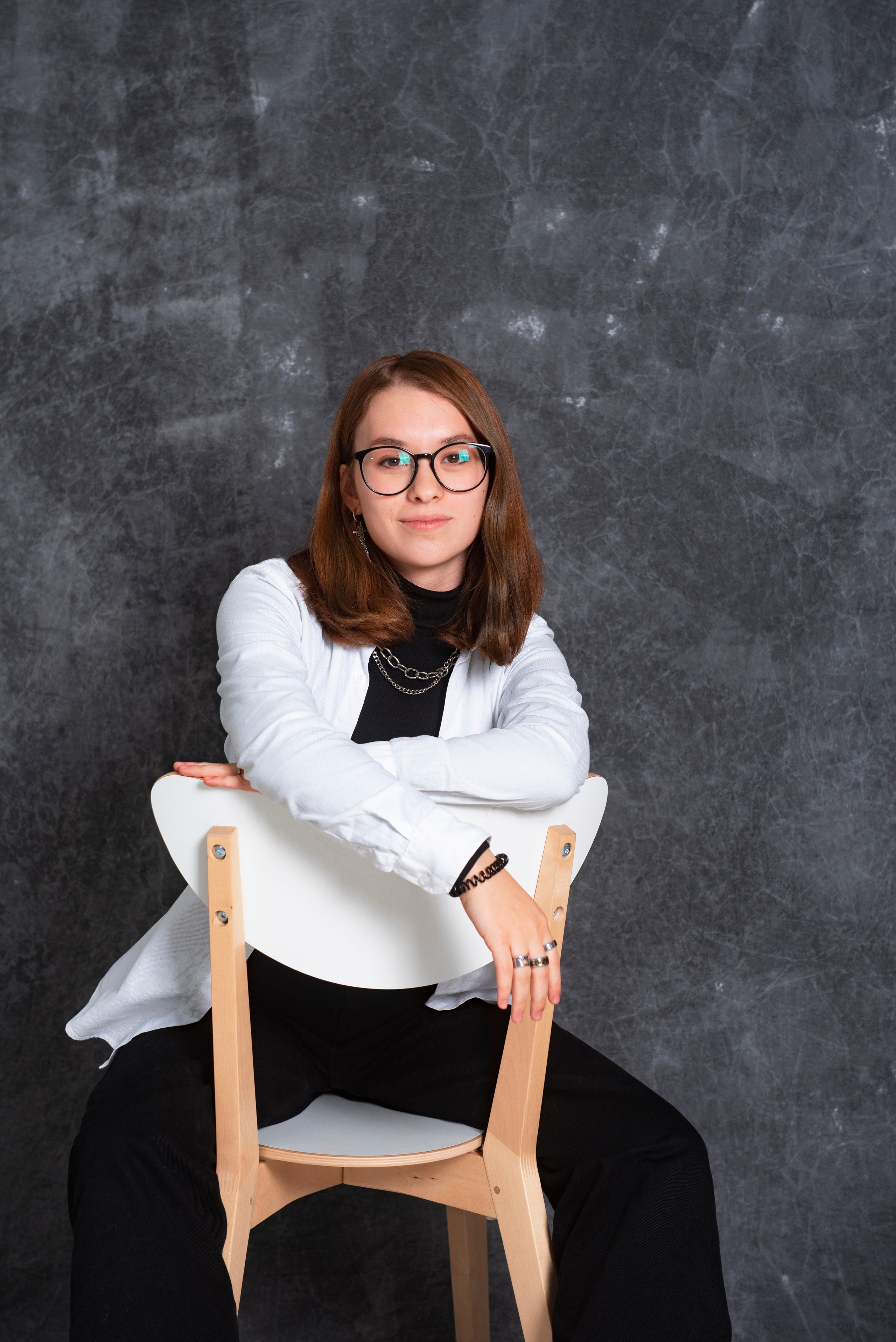 Студийные кадры для виньеток 9-11 классов. Фотограф в Ростове на Дону