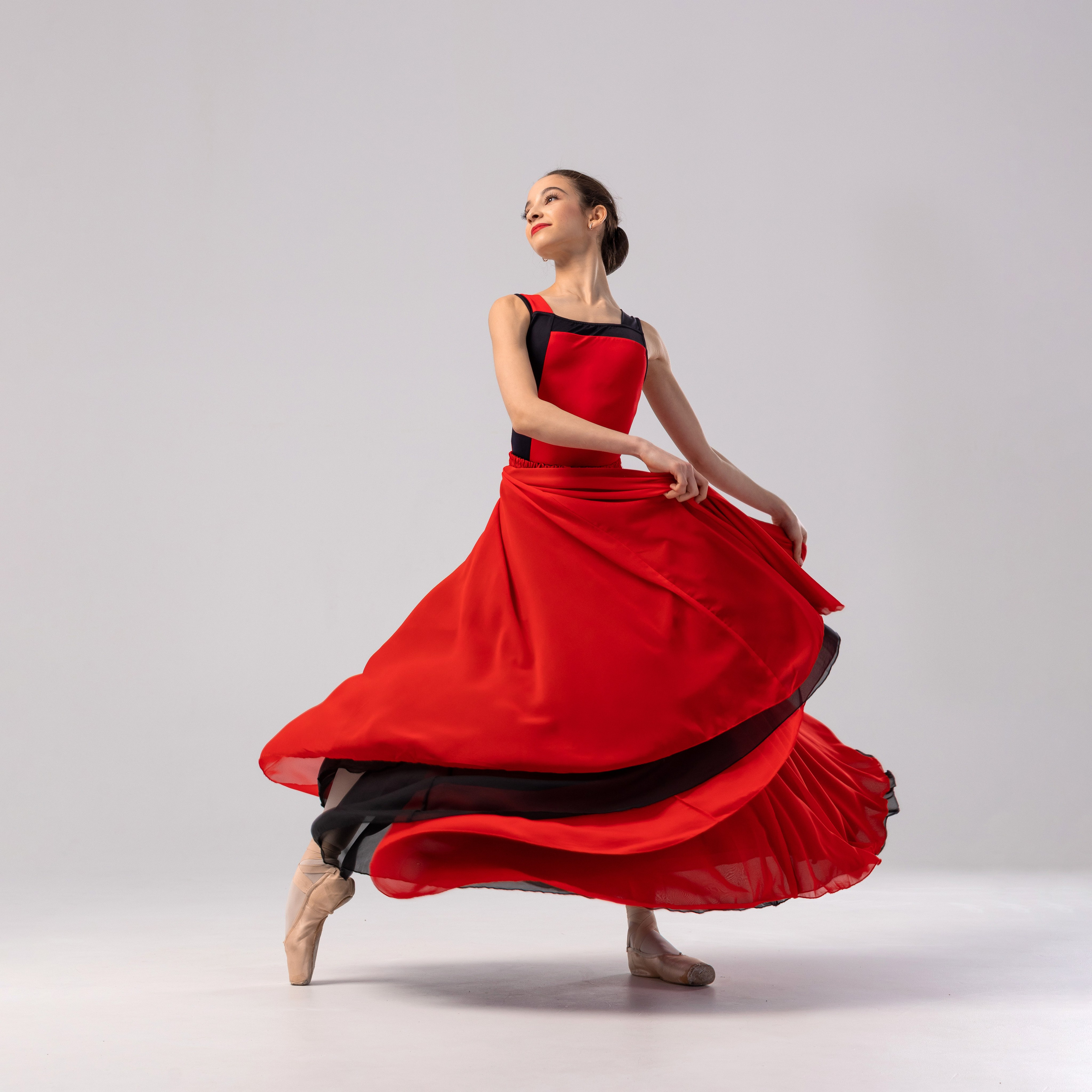Юбка воздушная двухсторонняя красно-чёрная напрокат бесплатно. Балетный фотограф Алина Ханько — Душа Балета