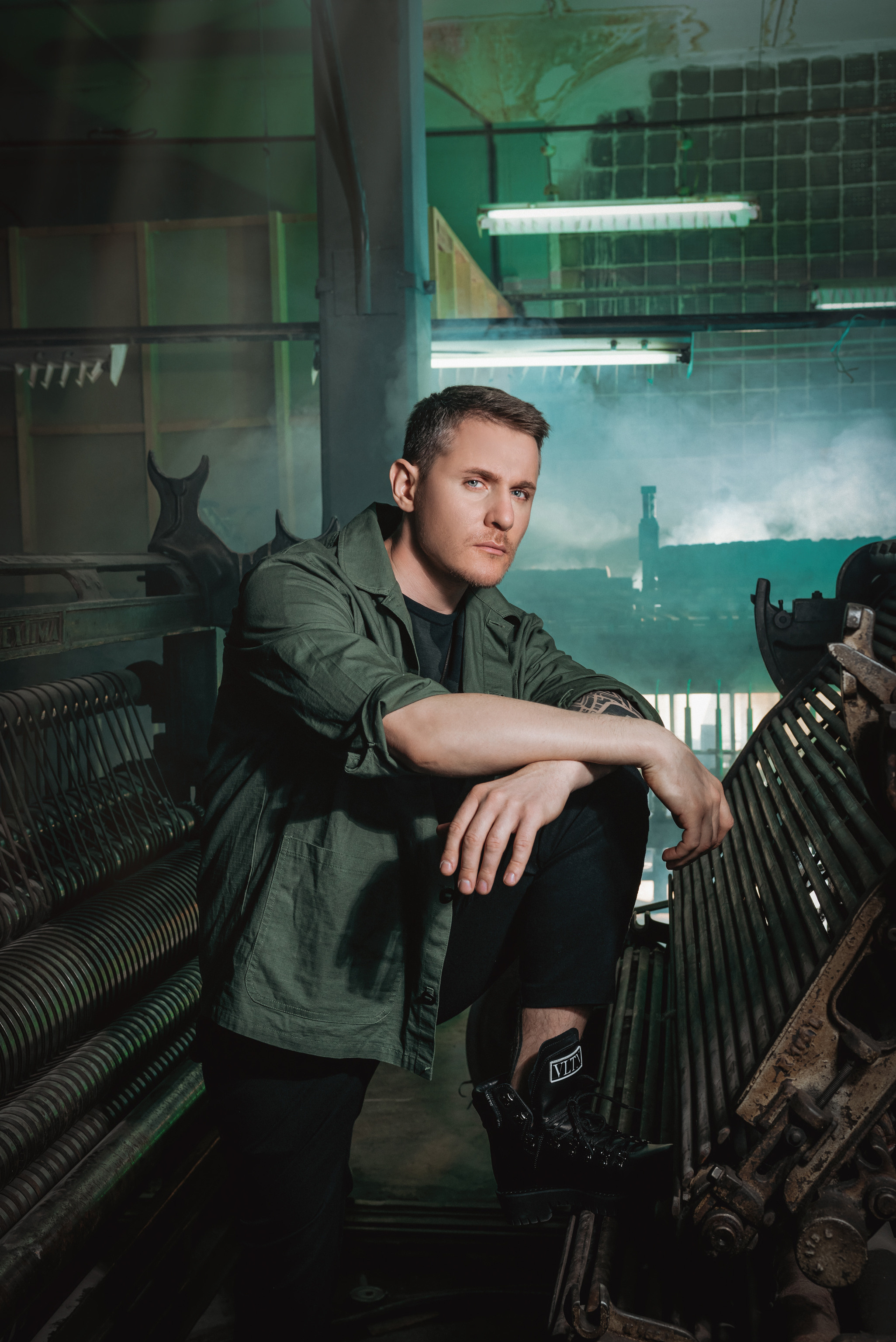 Александр артист