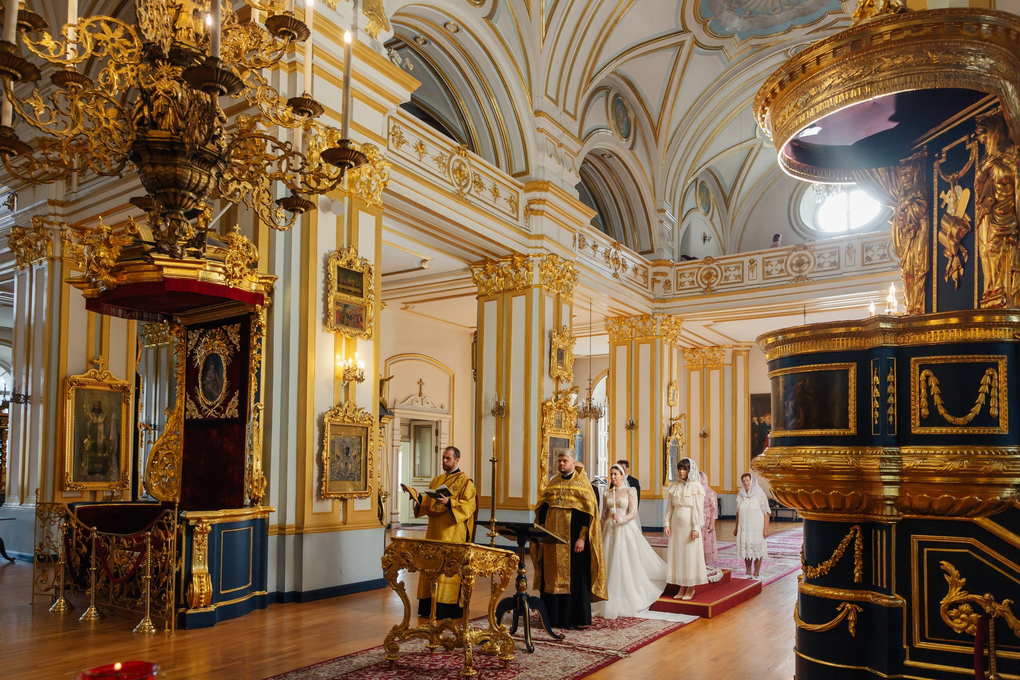 Николо Богоявленский морской собор венчание. Фотограф крещение венчание в Петербурге! Помогает подобрать храм и посоветовал душевного батюшку в СПб