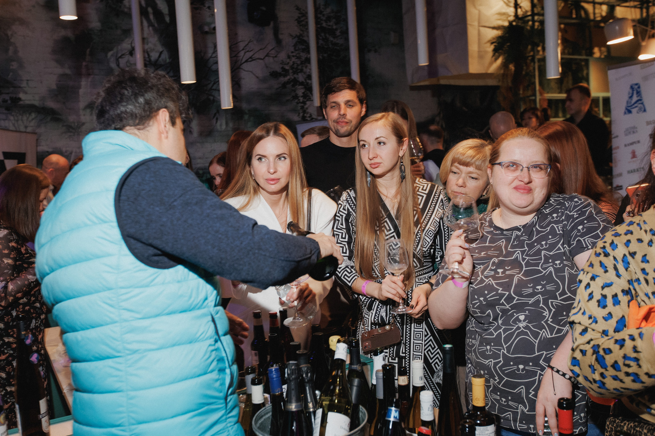 ВИННЫЙ ФЕСТИВАЛЬ. СВОИ. ФОТООТЧЕТЫ-СОБЫТИЯ-МЕСТА